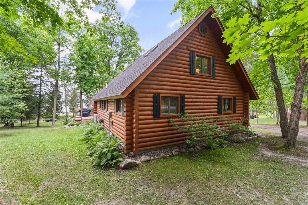 1998 single family home for sale at 940 Central Avenue N in Laporte, MN — 3 bed, 1 bath (photo 4 of 43)