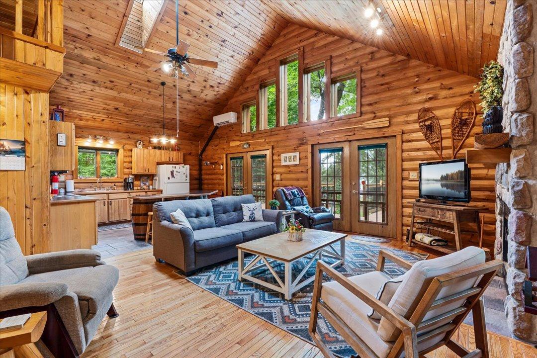 1998 single family home for sale at 940 Central Avenue N in Laporte, MN — 3 bed, 1 bath (photo 8 of 43)
