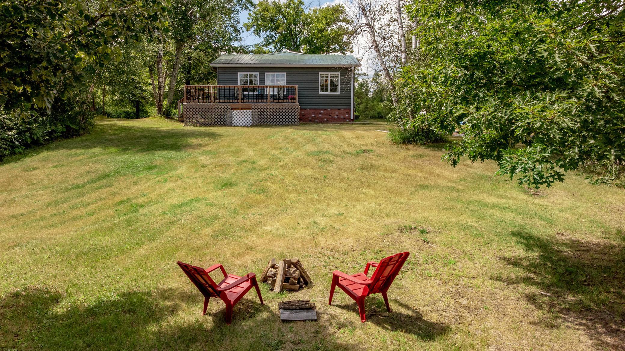 1940 single family home for sale at 31120 State Highway 200 in Laporte, MN — 2 bed, 2 bath (photo 4 of 29)