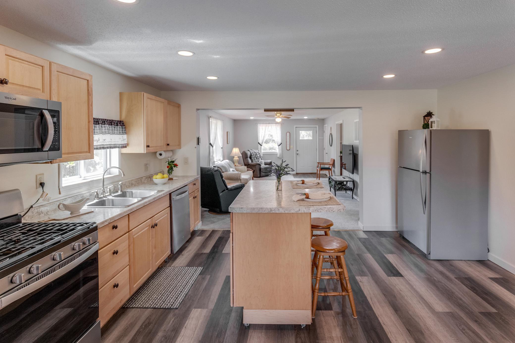 1940 single family home for sale at 31120 State Highway 200 in Laporte, MN — 2 bed, 2 bath (photo 10 of 29)