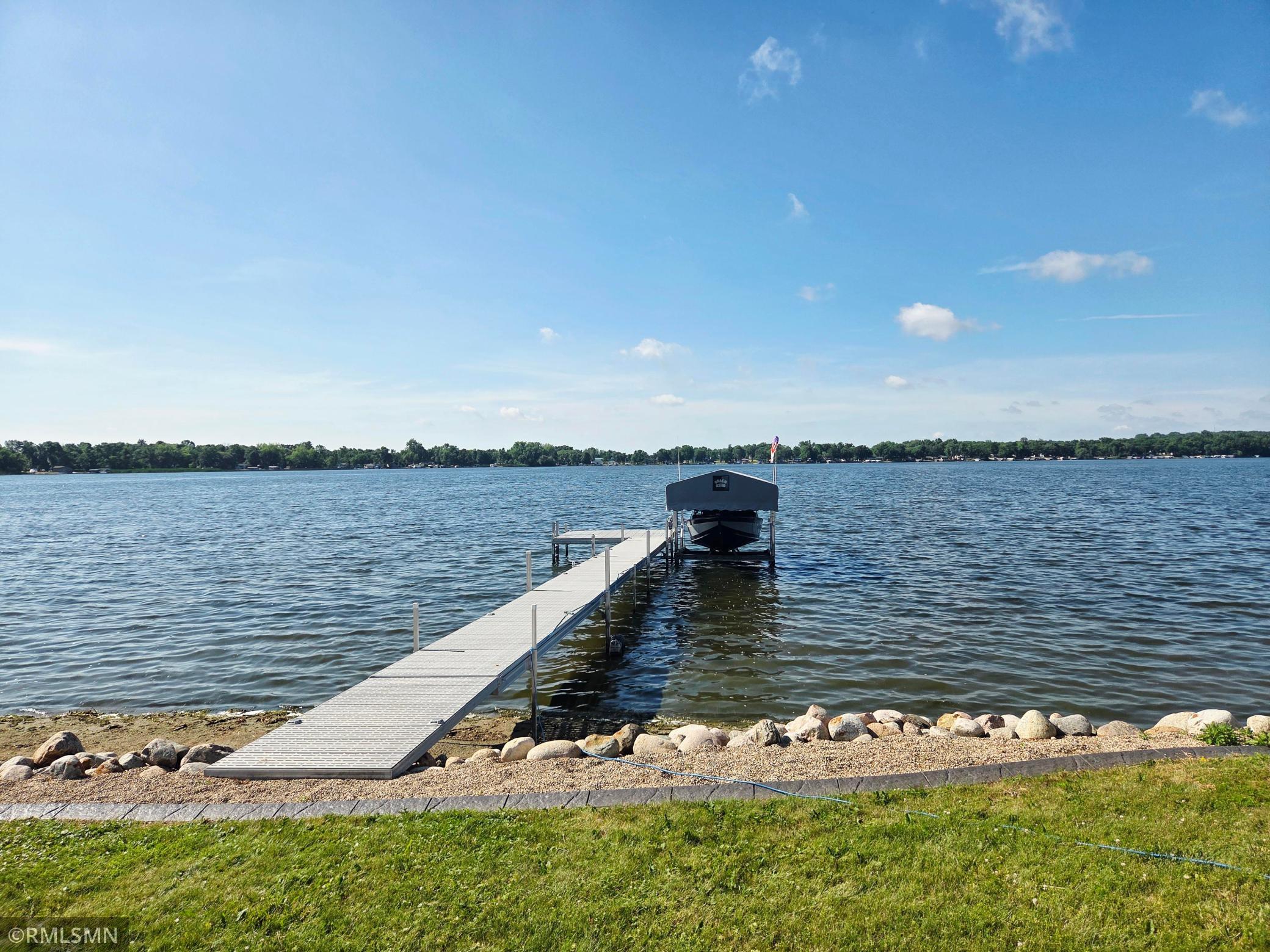 2019 single family home for sale at 14129 County 10 in Osakis, MN — 2 bed, 1 bath (photo 7 of 43)
