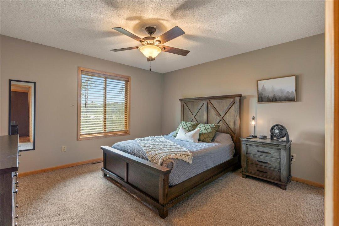 1997 single family home for sale at 33025 County Road 39 in Breezy Point, MN — 2 bed, 1 bath (photo 15 of 28)