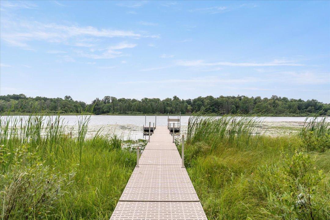 1997 single family home for sale at 33025 County Road 39 in Breezy Point, MN — 2 bed, 1 bath (photo 22 of 28)