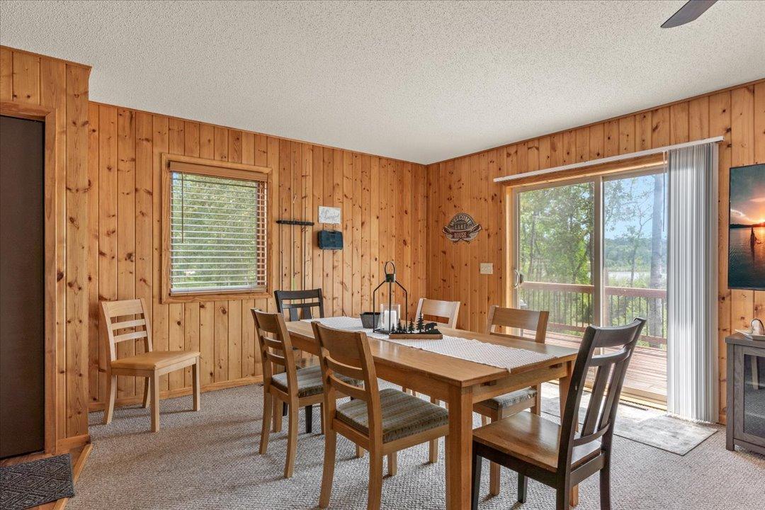 1997 single family home for sale at 33025 County Road 39 in Breezy Point, MN — 2 bed, 1 bath (photo 9 of 28)