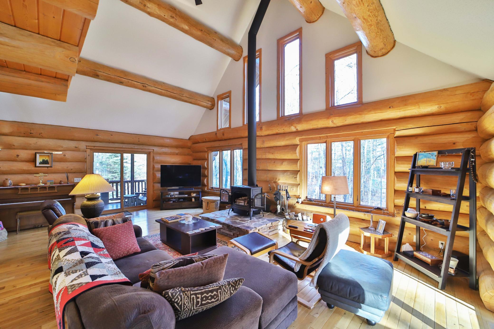 2004 single family home for sale at 29107 Voyagers Pass in Pequot Lakes, MN — 3 bed, 3 bath (photo 14 of 65)