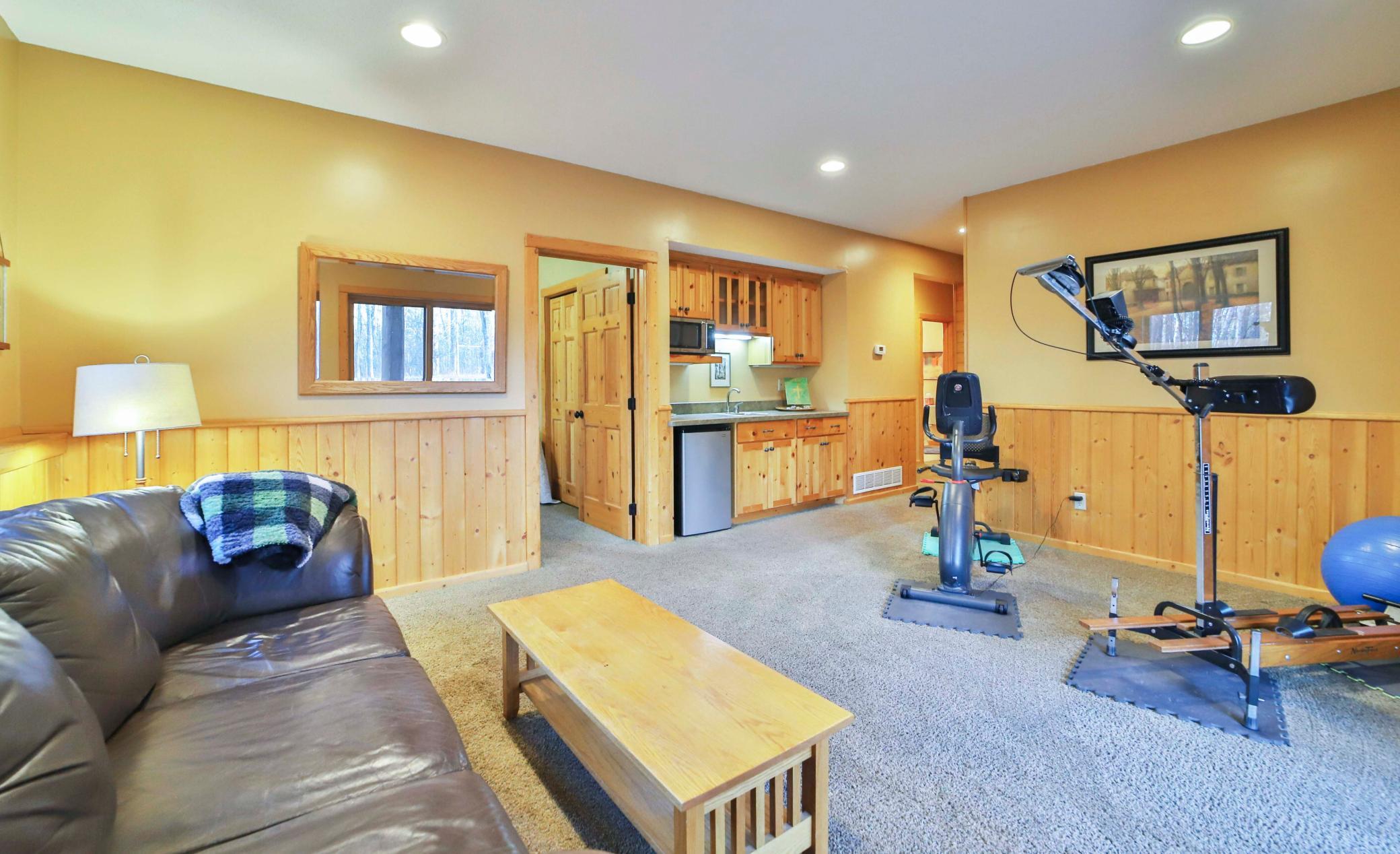 2004 single family home for sale at 29107 Voyagers Pass in Pequot Lakes, MN — 3 bed, 3 bath (photo 28 of 65)