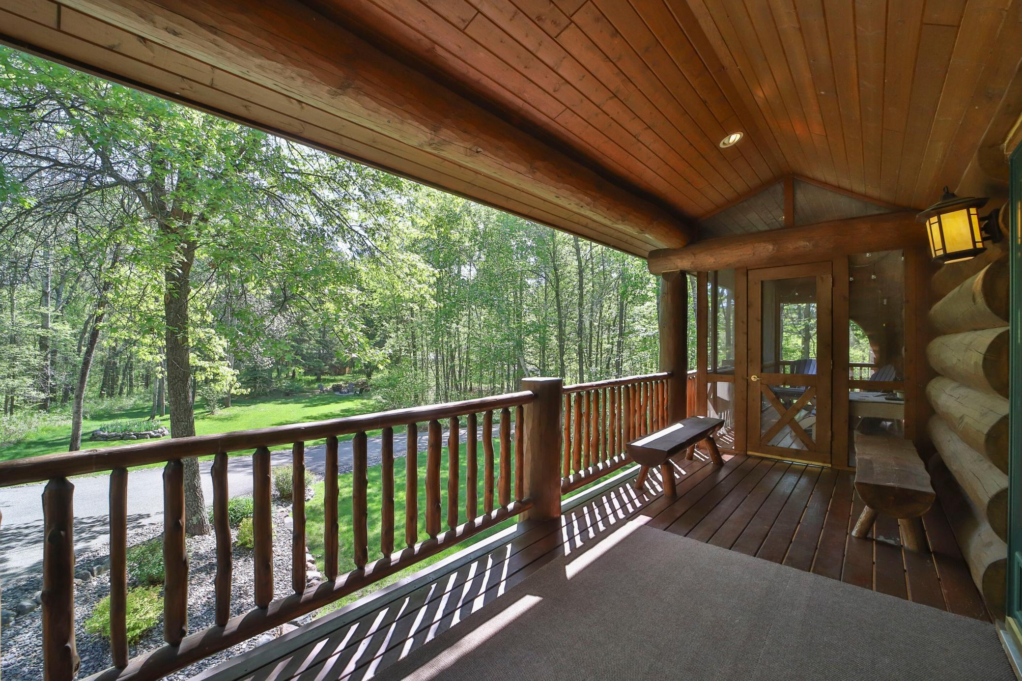 2004 single family home for sale at 29107 Voyagers Pass in Pequot Lakes, MN — 3 bed, 3 bath (photo 4 of 65)