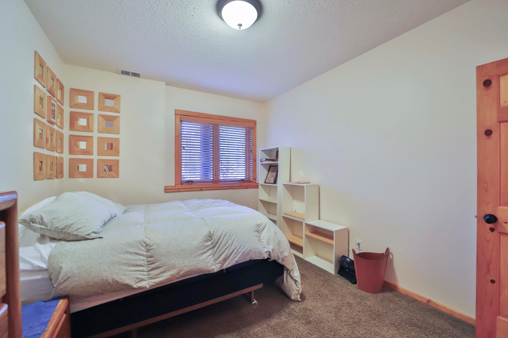 2004 single family home for sale at 29107 Voyagers Pass in Pequot Lakes, MN — 3 bed, 3 bath (photo 32 of 65)