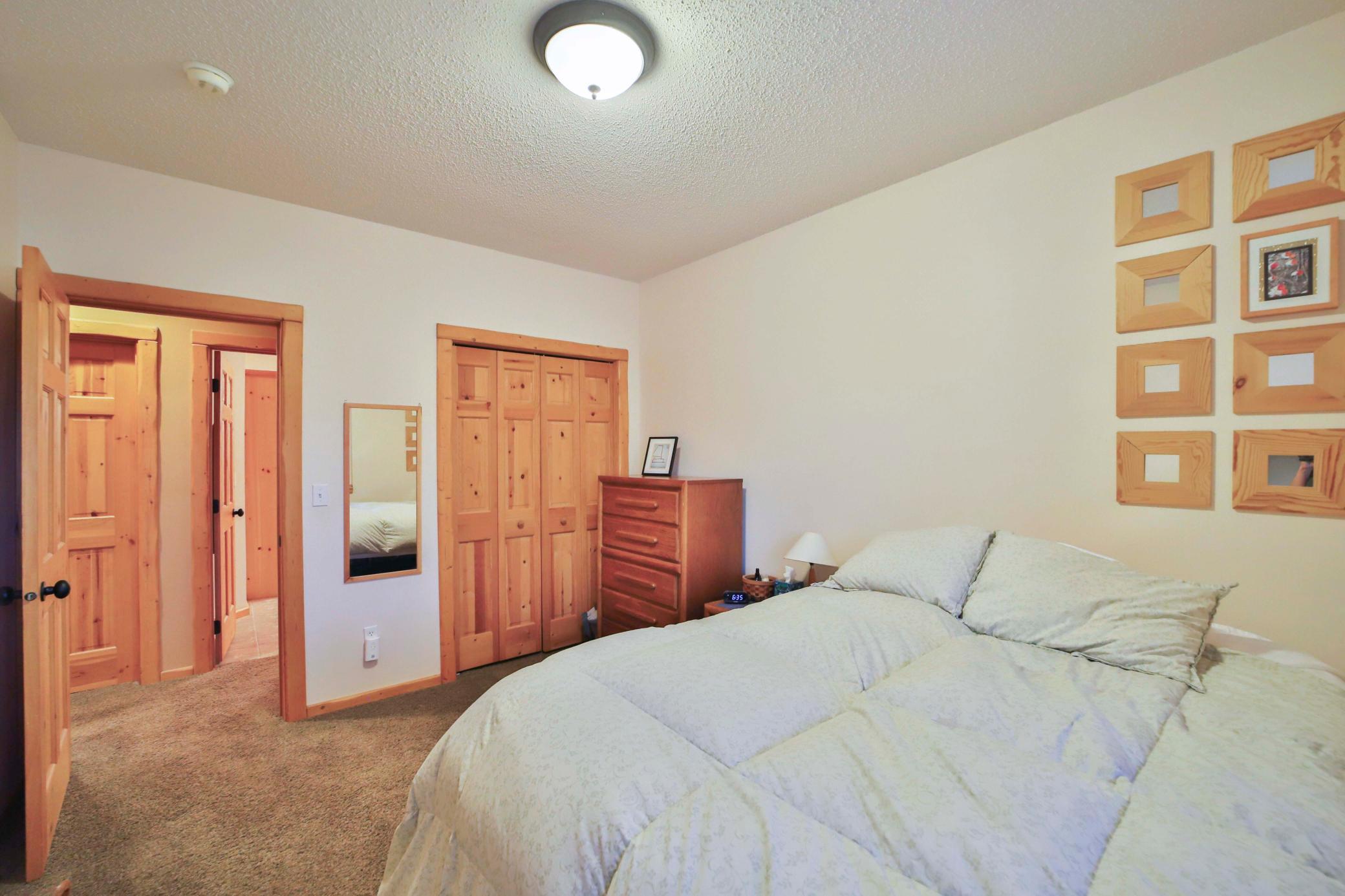 2004 single family home for sale at 29107 Voyagers Pass in Pequot Lakes, MN — 3 bed, 3 bath (photo 33 of 65)