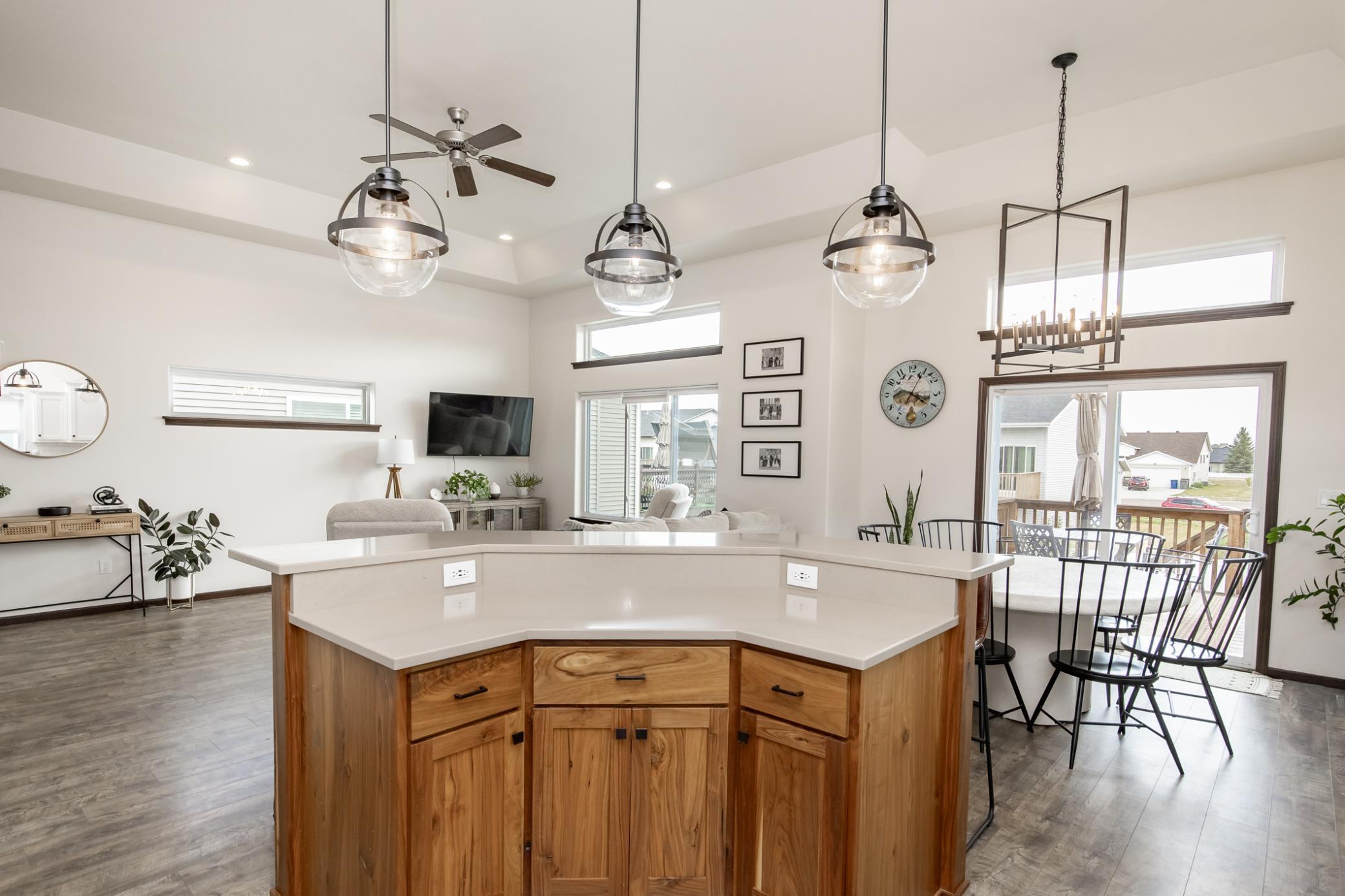 2019 single family home for sale at 3005 38th Avenue S in Moorhead, MN — 4 bed, 3 bath (photo 15 of 56)