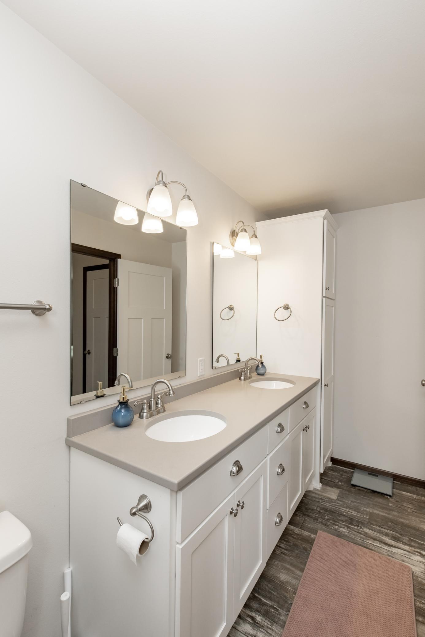2019 single family home for sale at 3005 38th Avenue S in Moorhead, MN — 4 bed, 3 bath (photo 25 of 56)