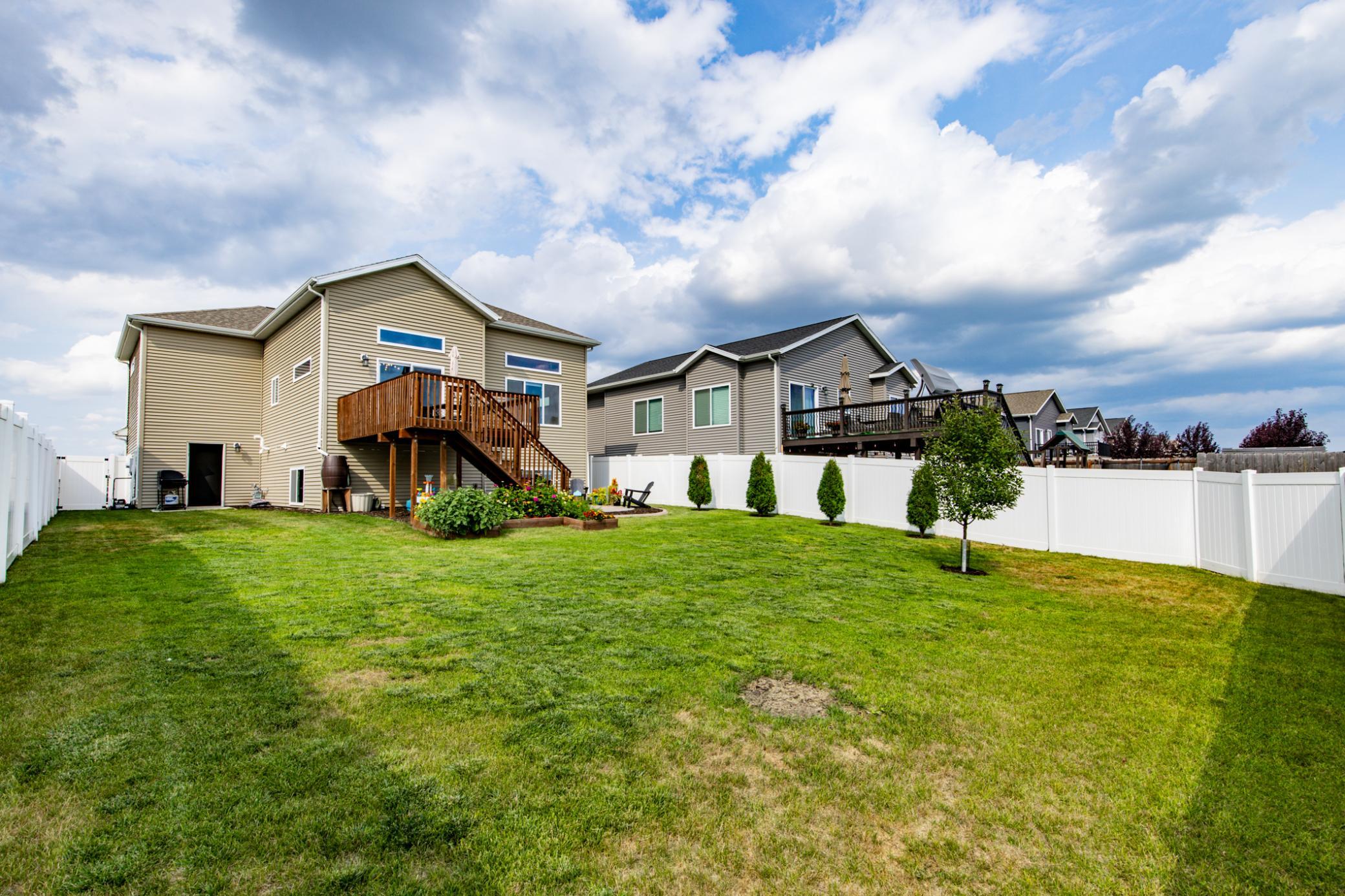 2019 single family home for sale at 3005 38th Avenue S in Moorhead, MN — 4 bed, 3 bath (photo 54 of 56)