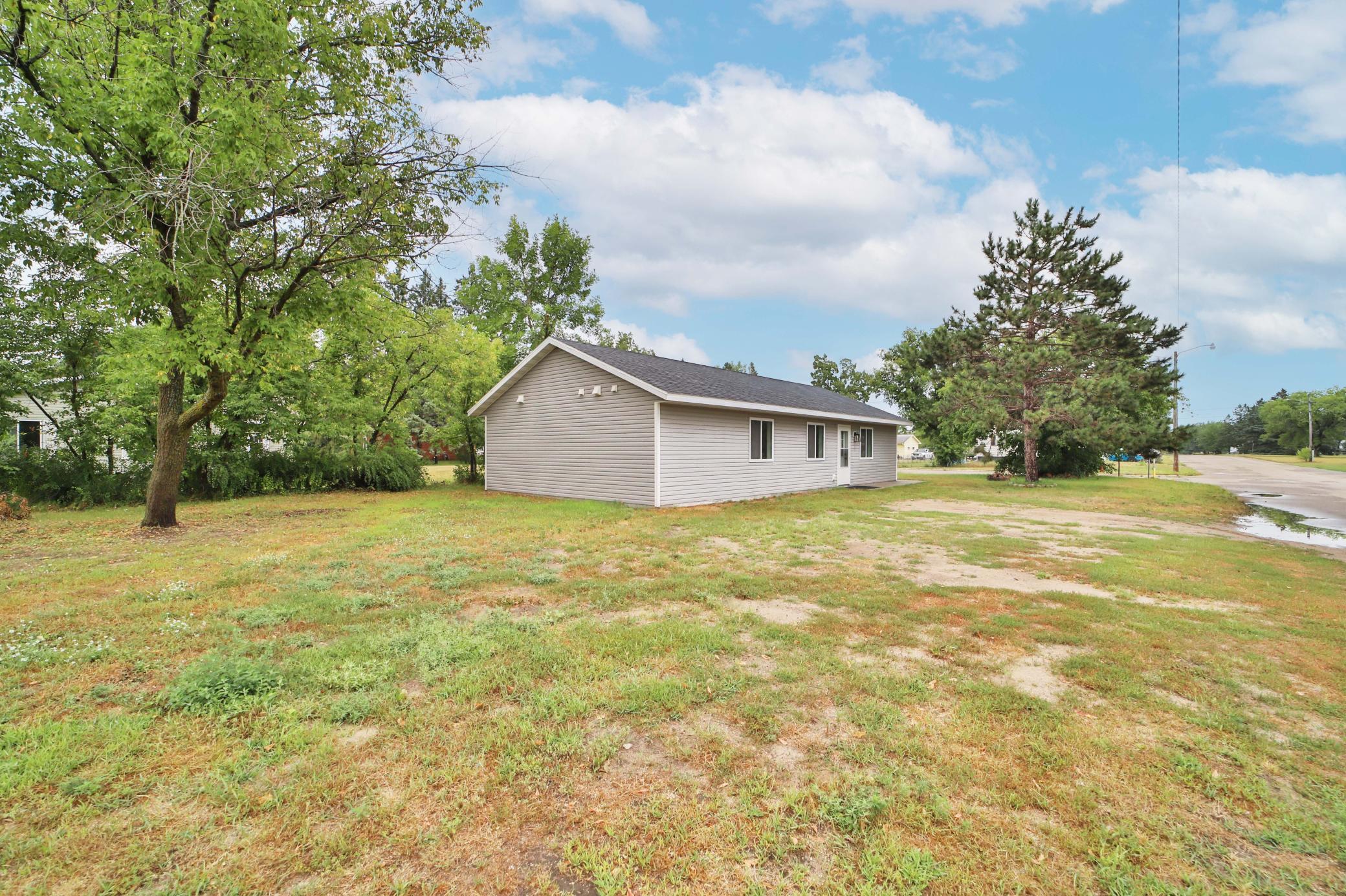 419 Mckinley Street SW, Staples MN 56479 - Photo 32 of 37