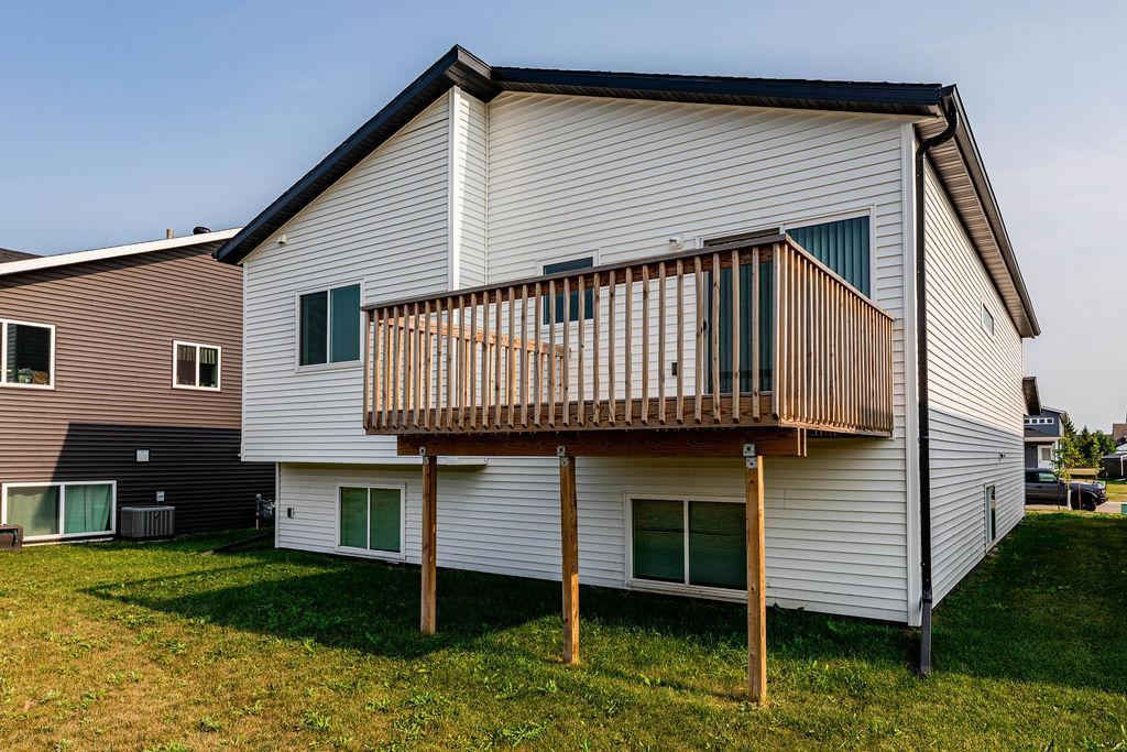 3062 39th Avenue S, Moorhead MN 56560 - Photo 4 of 31