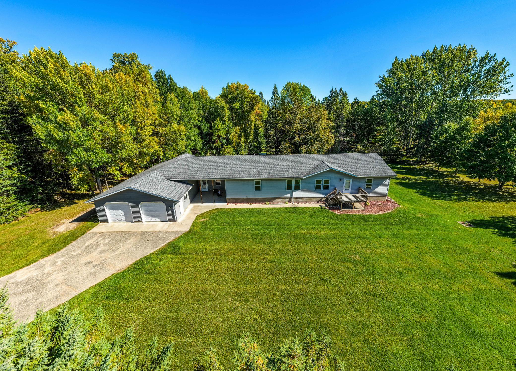 2004 single family home for sale at 12998 Idlewild Drive NE in Bemidji, MN — 3 bed, 2 bath