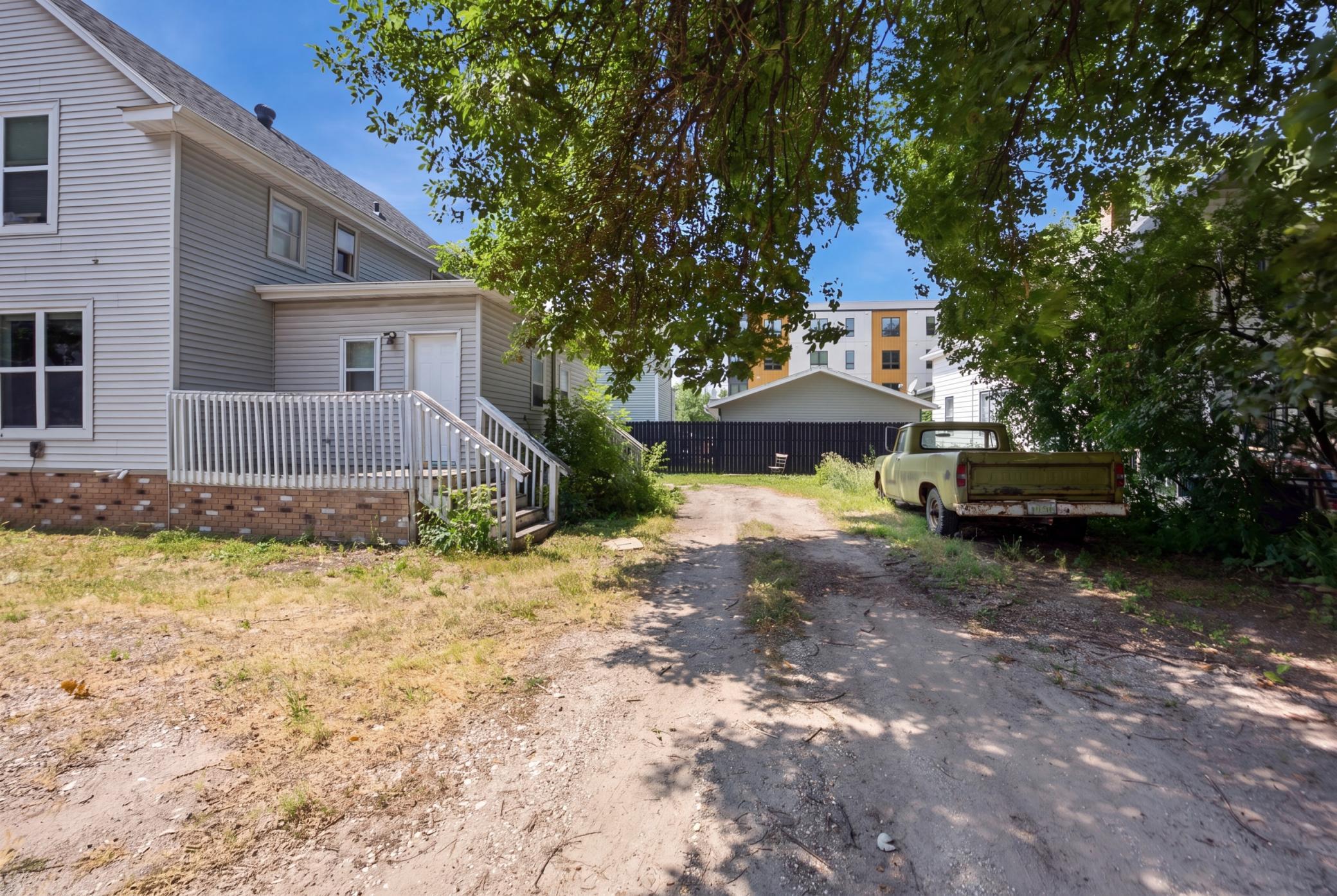 1121 3rd Avenue N, Fargo ND 58102 - Photo 25 of 39