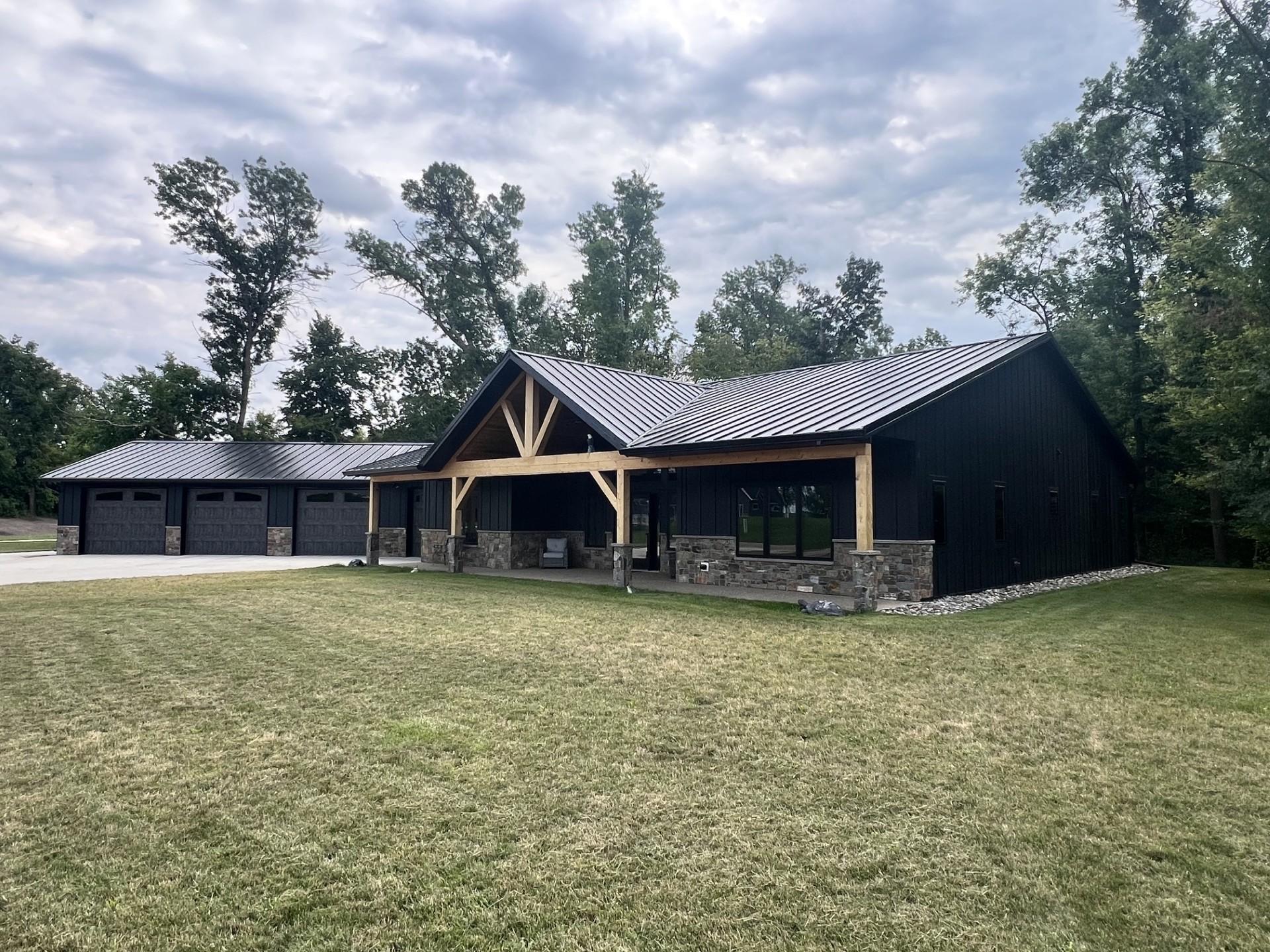 2023 single family home for sale at 4212 S Ida View Court NW in Alexandria, MN — 3 bed, 3 bath (photo 2 of 55)