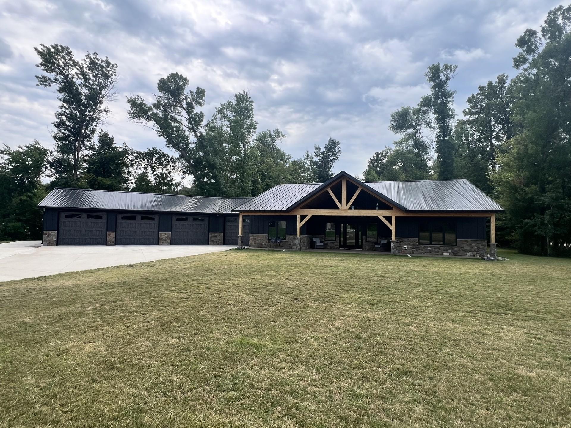 2023 single family home for sale at 4212 S Ida View Court NW in Alexandria, MN — 3 bed, 3 bath (photo 3 of 55)
