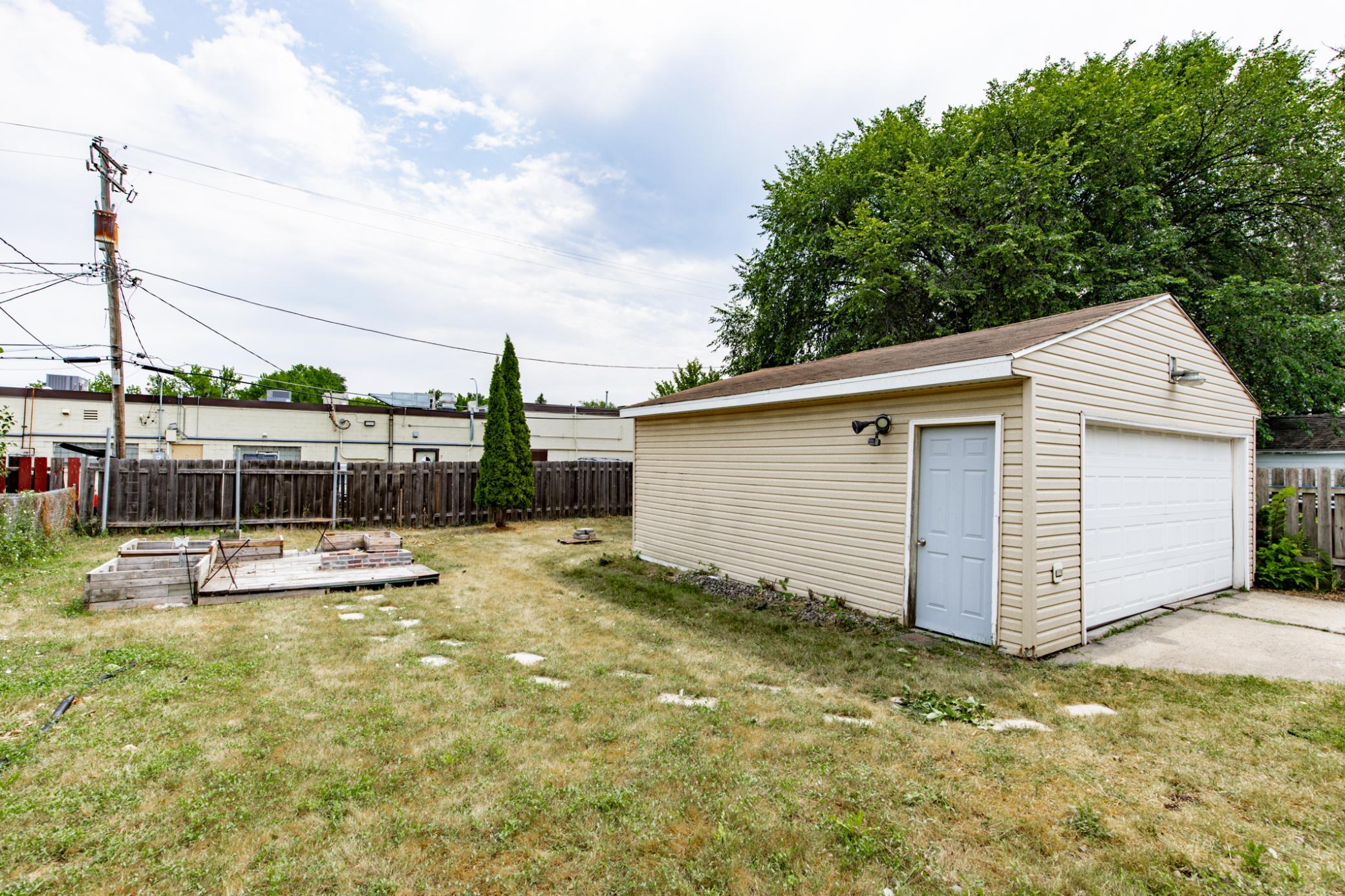 1542 13 1/2 Street S, Fargo ND 58103 - Photo 35 of 47