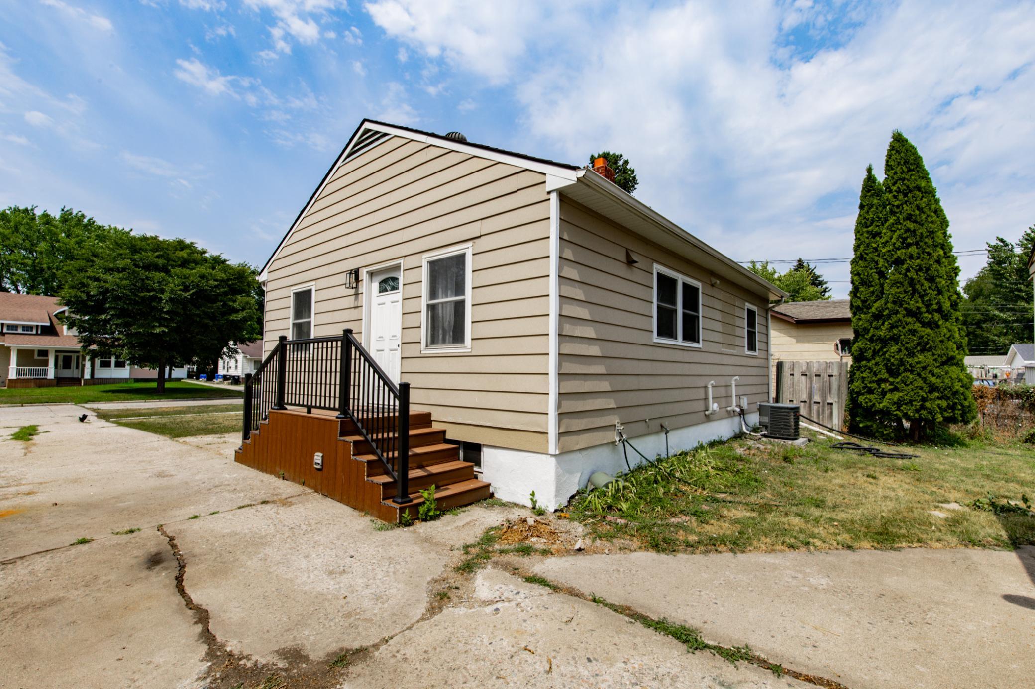 1542 13 1/2 Street S, Fargo ND 58103 - Photo 41 of 47