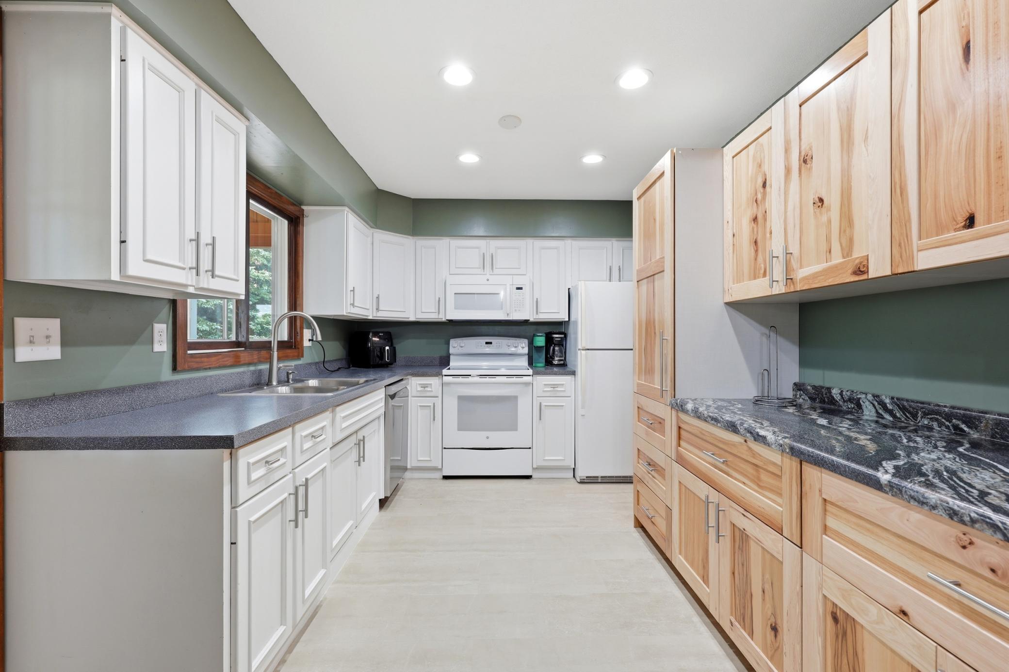 9424 70th Street S, Sabin MN 56580 - Photo 8 of 39