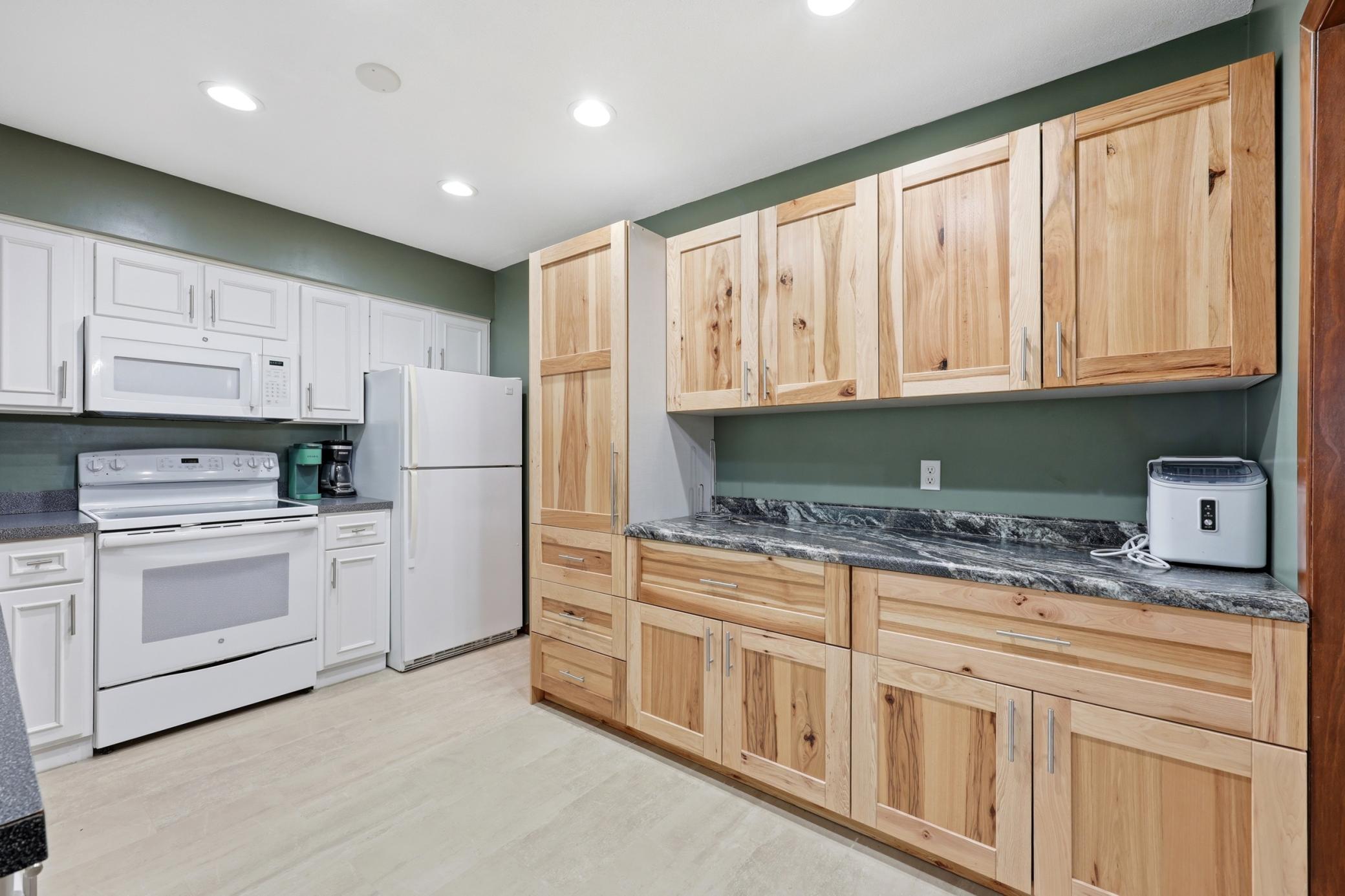 9424 70th Street S, Sabin MN 56580 - Photo 9 of 39