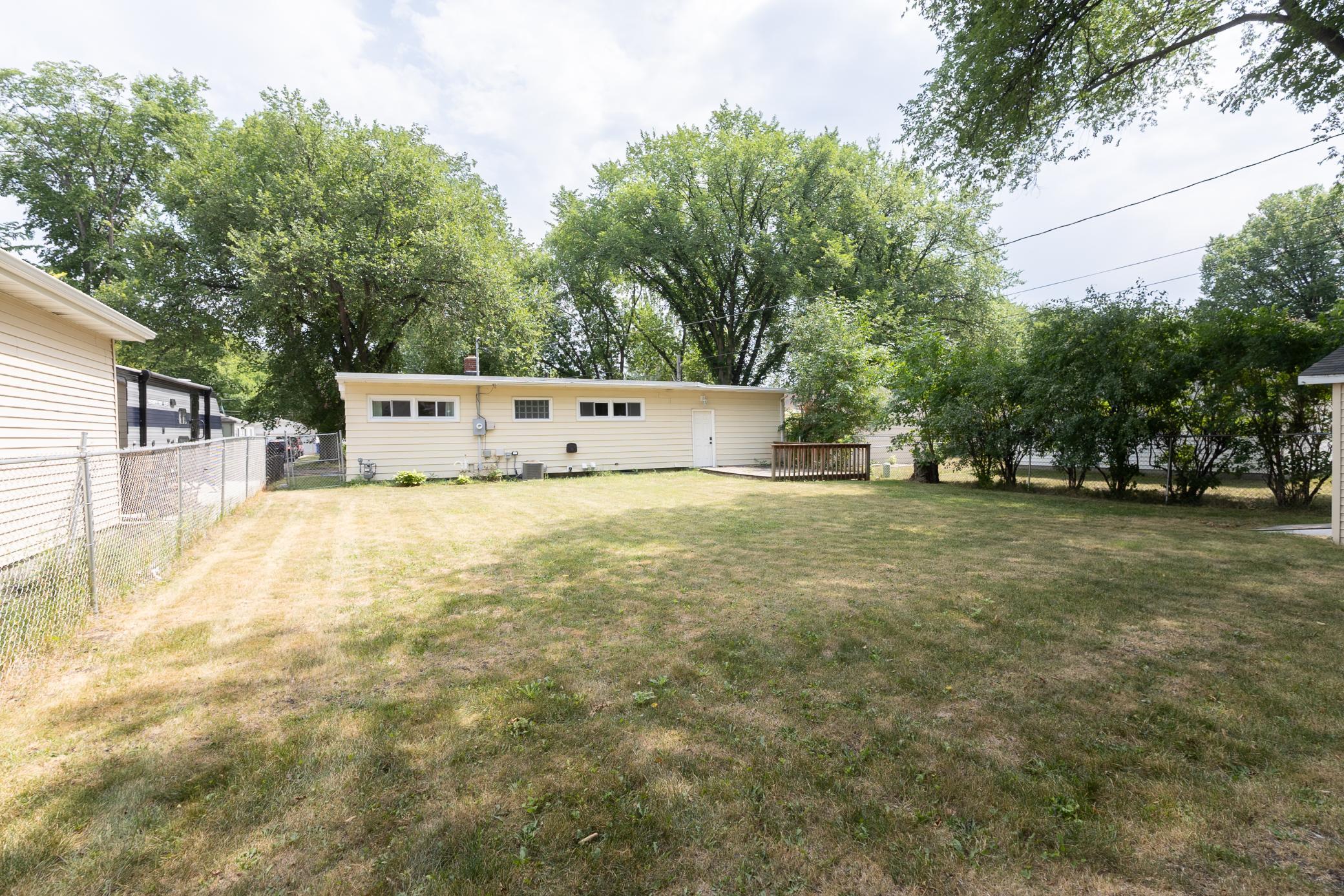 1017 18th Street S, Fargo ND 58103 - Photo 25 of 30