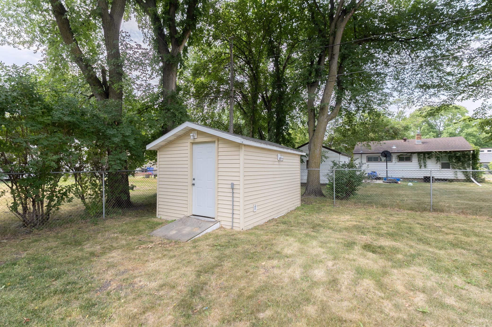 1017 18th Street S, Fargo ND 58103 - Photo 27 of 30