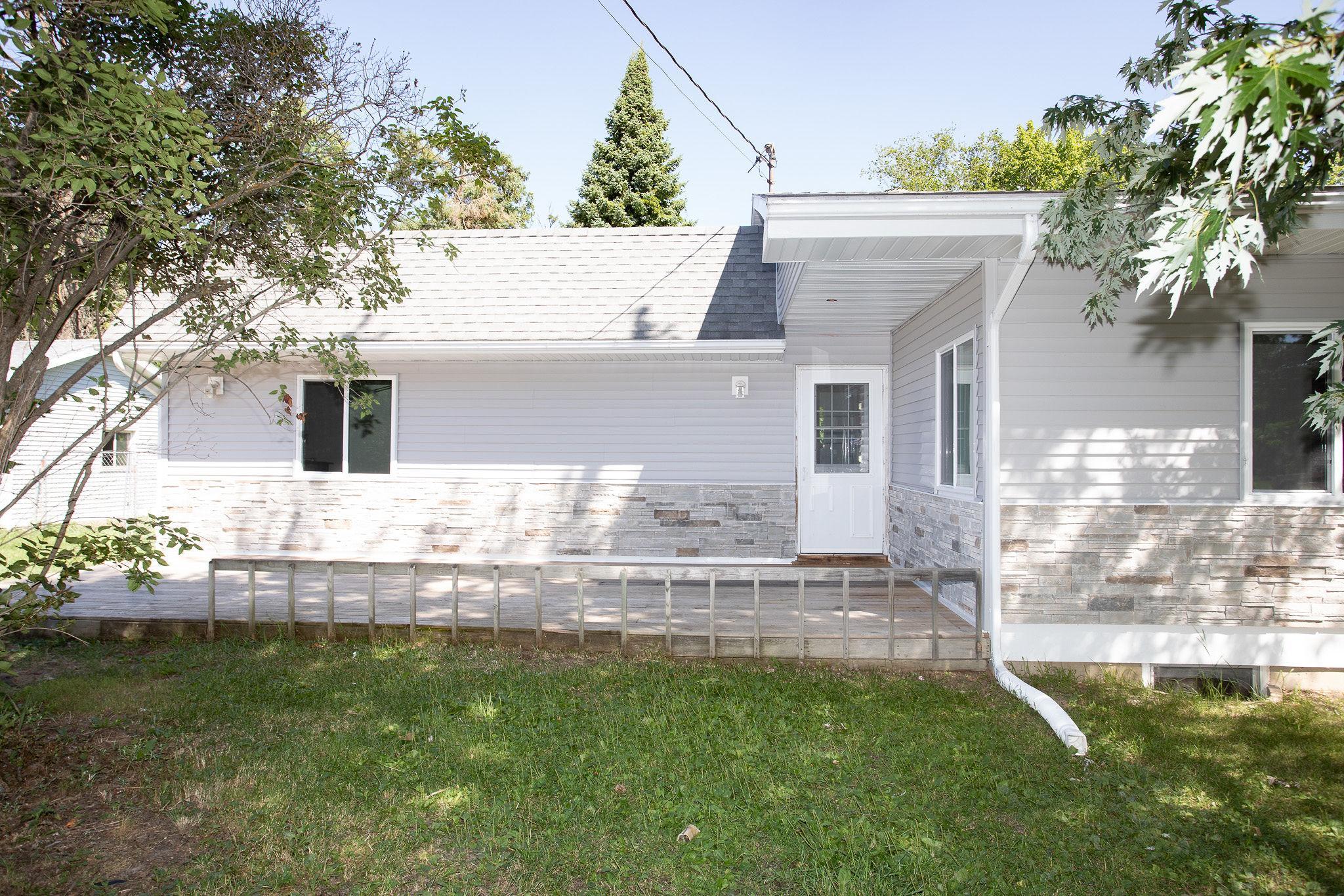 1933 single family home for sale at 11268 Cohen Loop NW in Bemidji, MN — 3 bed, 2 bath (photo 2 of 40)