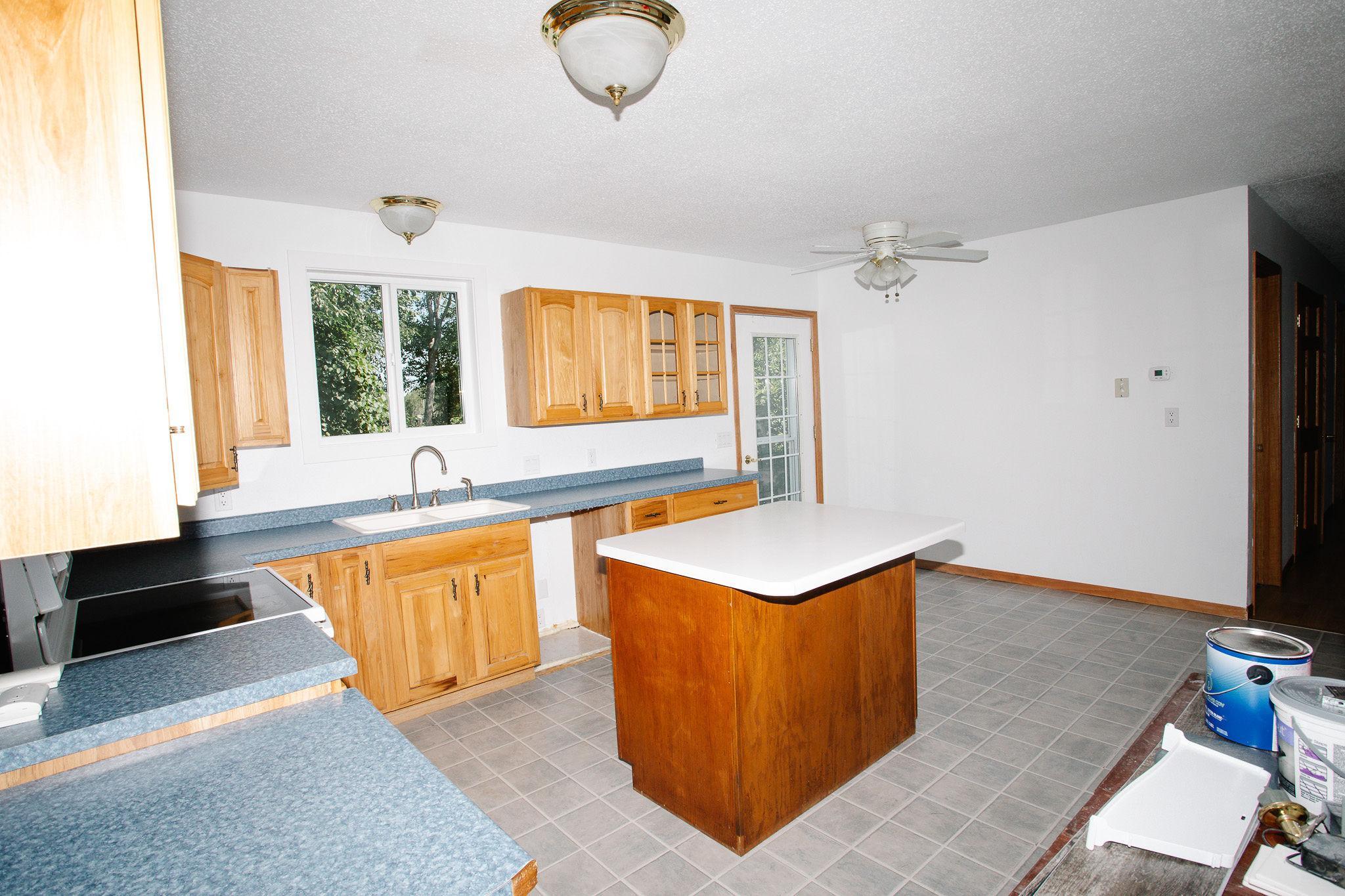 1933 single family home for sale at 11268 Cohen Loop NW in Bemidji, MN — 3 bed, 2 bath (photo 11 of 40)