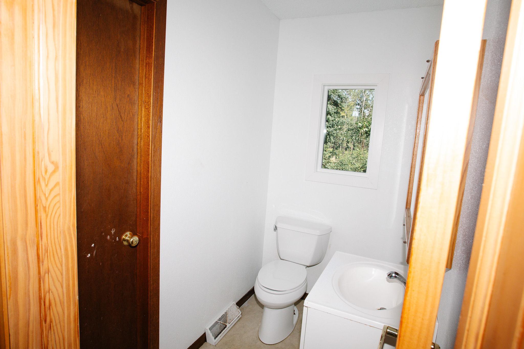 1933 single family home for sale at 11268 Cohen Loop NW in Bemidji, MN — 3 bed, 2 bath (photo 17 of 40)