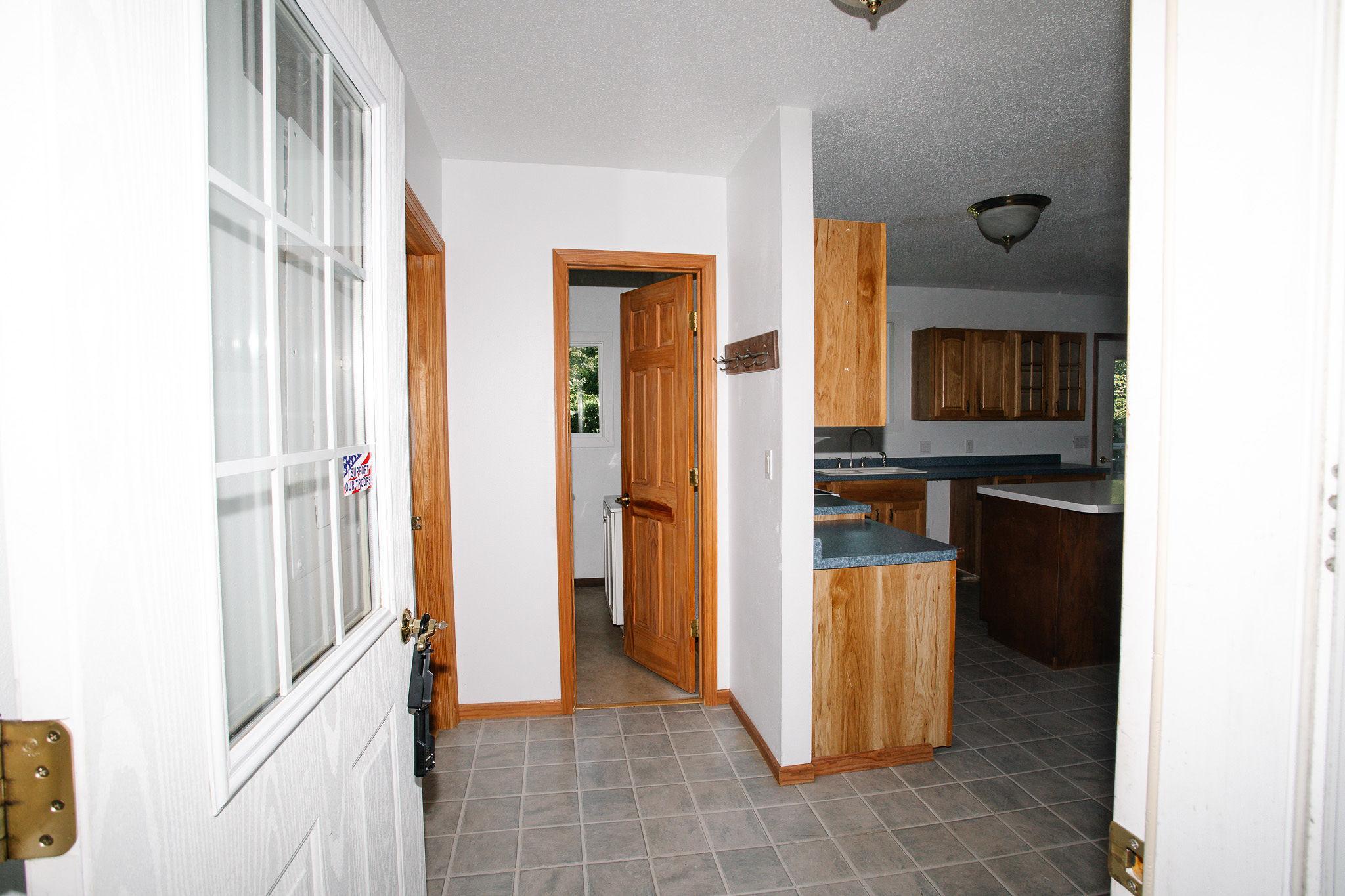 1933 single family home for sale at 11268 Cohen Loop NW in Bemidji, MN — 3 bed, 2 bath (photo 5 of 40)