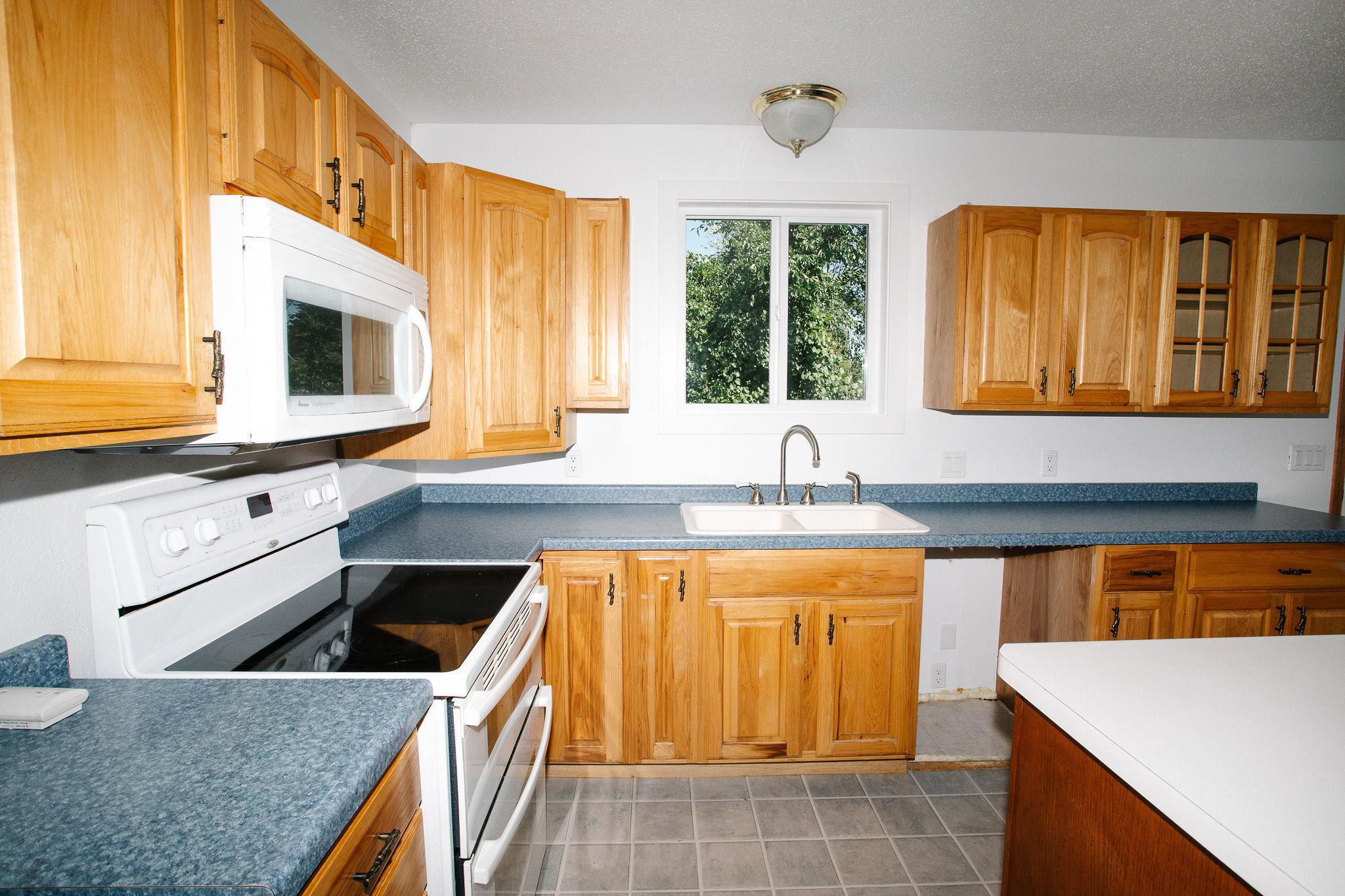 1933 single family home for sale at 11268 Cohen Loop NW in Bemidji, MN — 3 bed, 2 bath (photo 9 of 40)