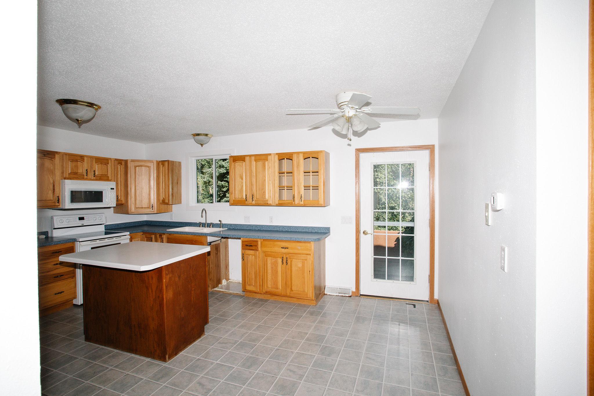 1933 single family home for sale at 11268 Cohen Loop NW in Bemidji, MN — 3 bed, 2 bath (photo 10 of 40)