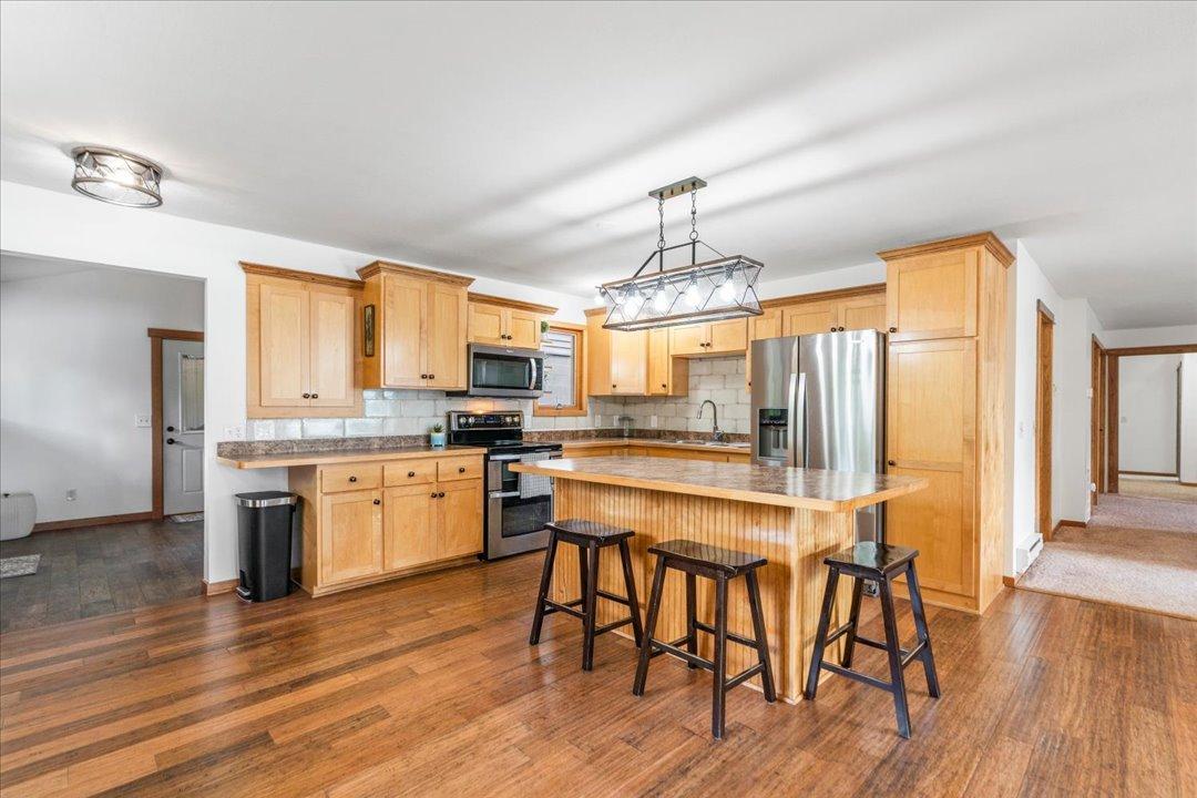 2005 single family home for sale at 1565 Stallion Road SW in Pillager, MN — 3 bed, 2 bath (photo 5 of 59)