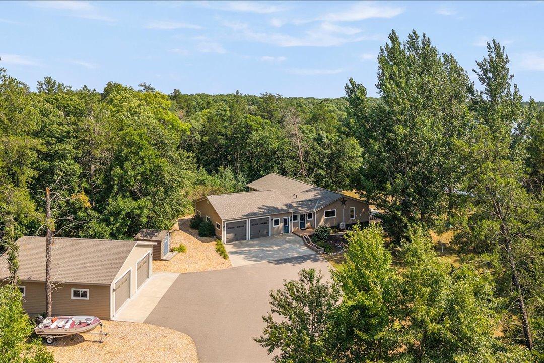 2005 single family home for sale at 1565 Stallion Road SW in Pillager, MN — 3 bed, 2 bath (photo 52 of 59)