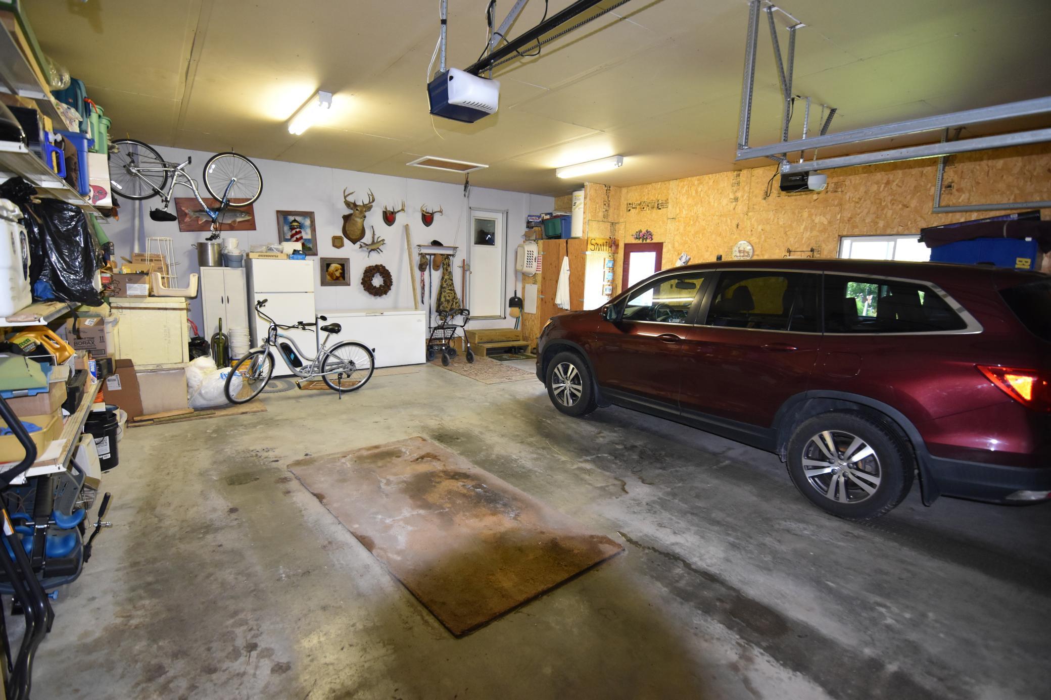 1999 single family home for sale at 220 4th Avenue SW in Baudette, MN — 3 bed, 2 bath (photo 26 of 34)