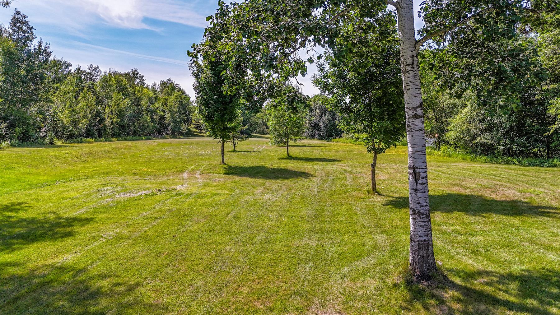 2004 single family home for sale at 19400 Woodland Circle in Detroit Lakes, MN — 3 bed, 2 bath (photo 11 of 25)