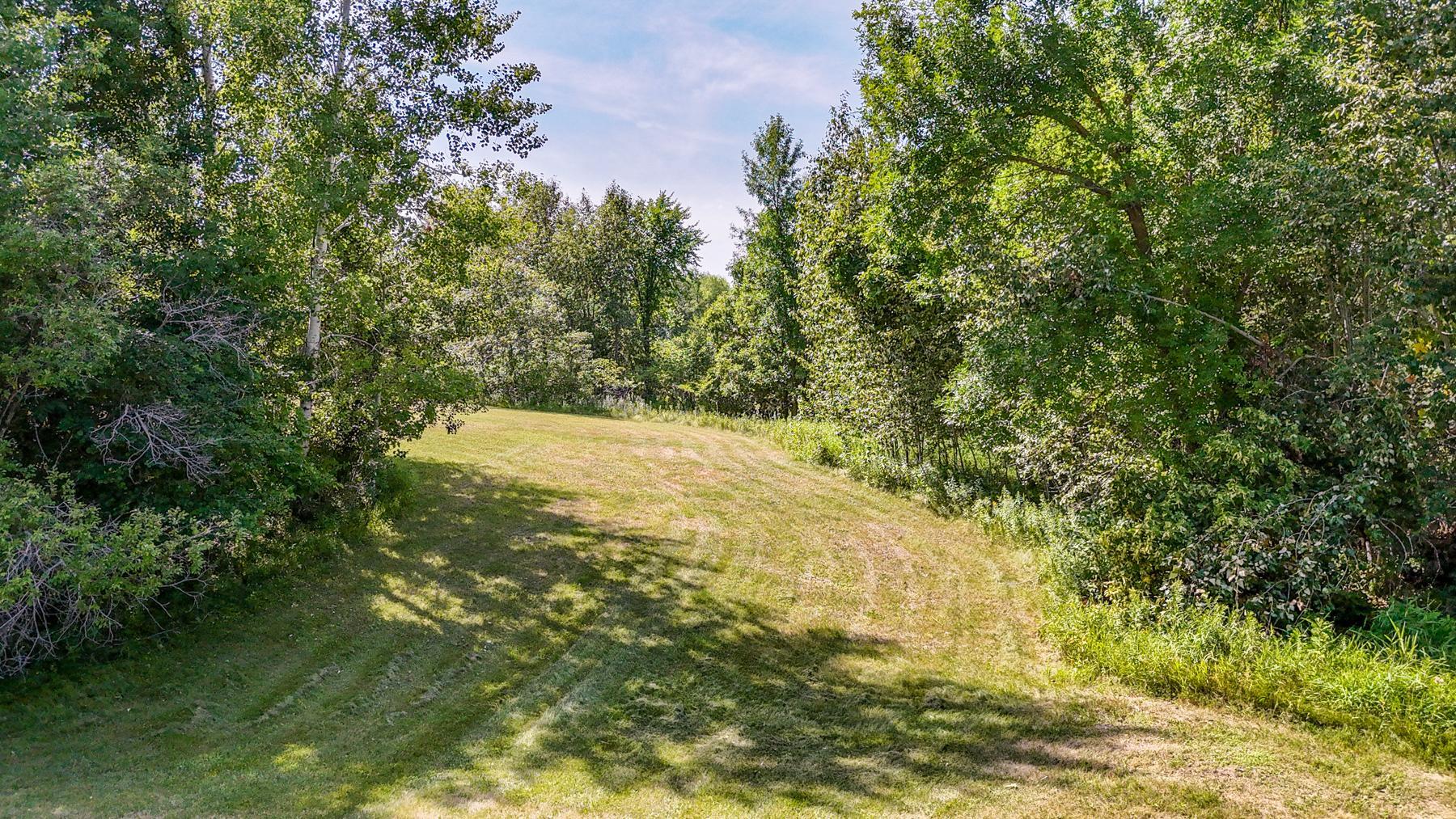 2004 single family home for sale at 19400 Woodland Circle in Detroit Lakes, MN — 3 bed, 2 bath (photo 13 of 25)