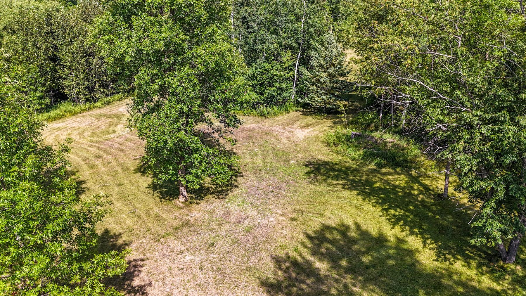 2004 single family home for sale at 19400 Woodland Circle in Detroit Lakes, MN — 3 bed, 2 bath (photo 17 of 25)