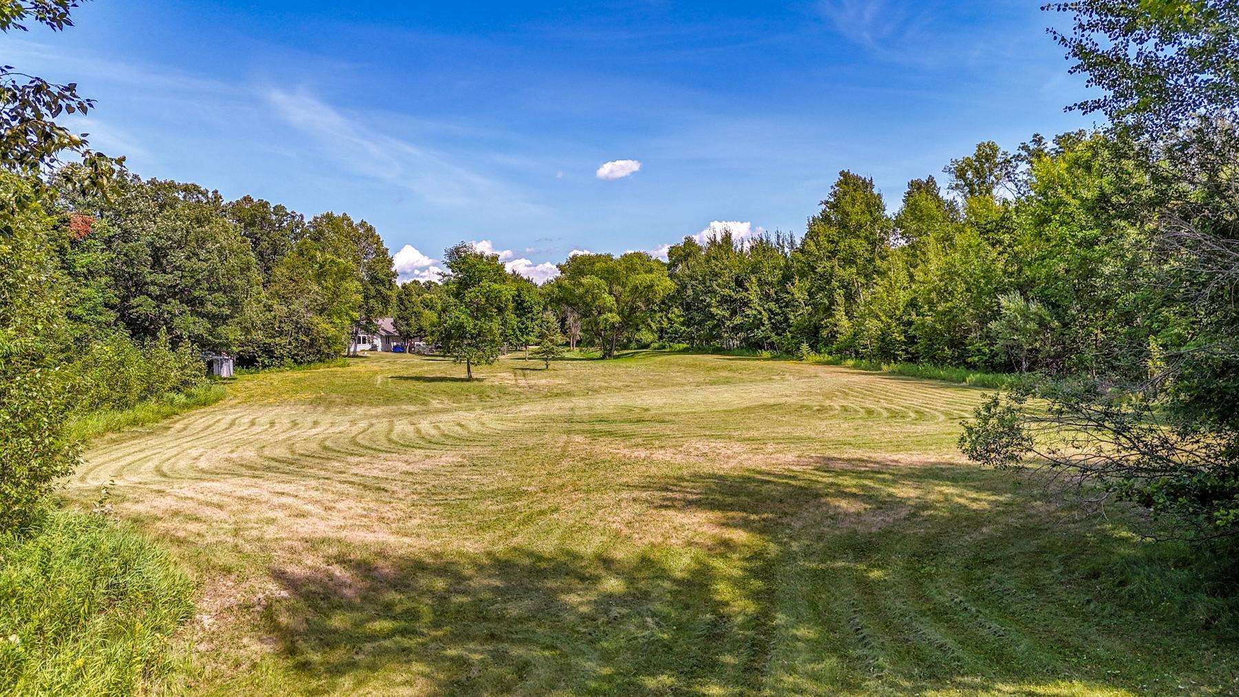 2004 single family home for sale at 19400 Woodland Circle in Detroit Lakes, MN — 3 bed, 2 bath (photo 19 of 25)