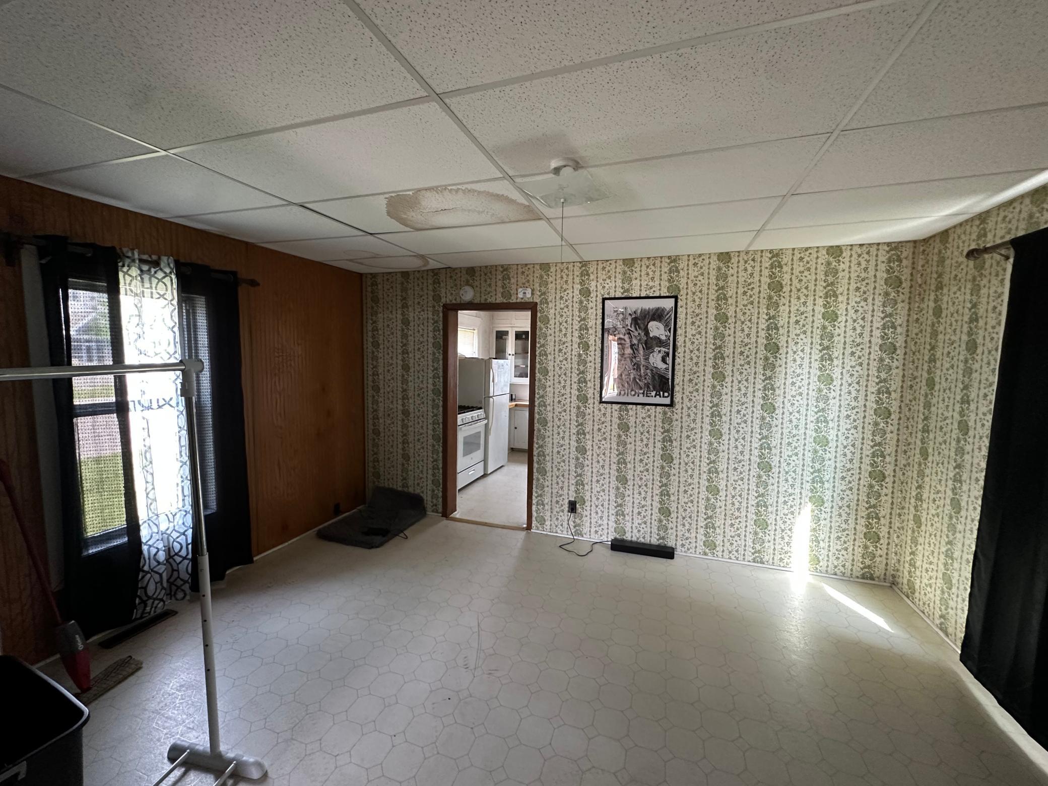 1917 single family home for sale at 824 Labree Avenue N in Thief River Falls, MN — 2 bed, 1 bath (photo 5 of 11)
