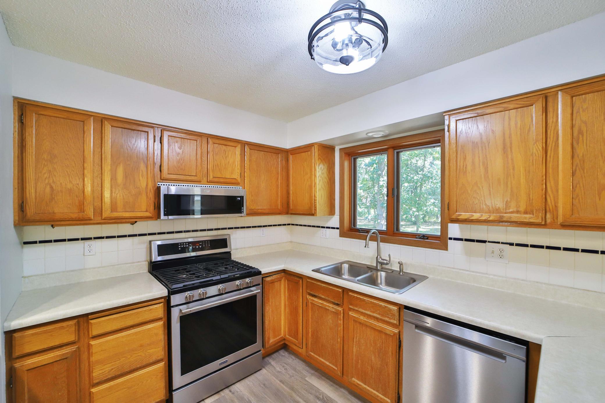 6205 Donald Street, Baxter MN 56425 - Photo 5 of 72