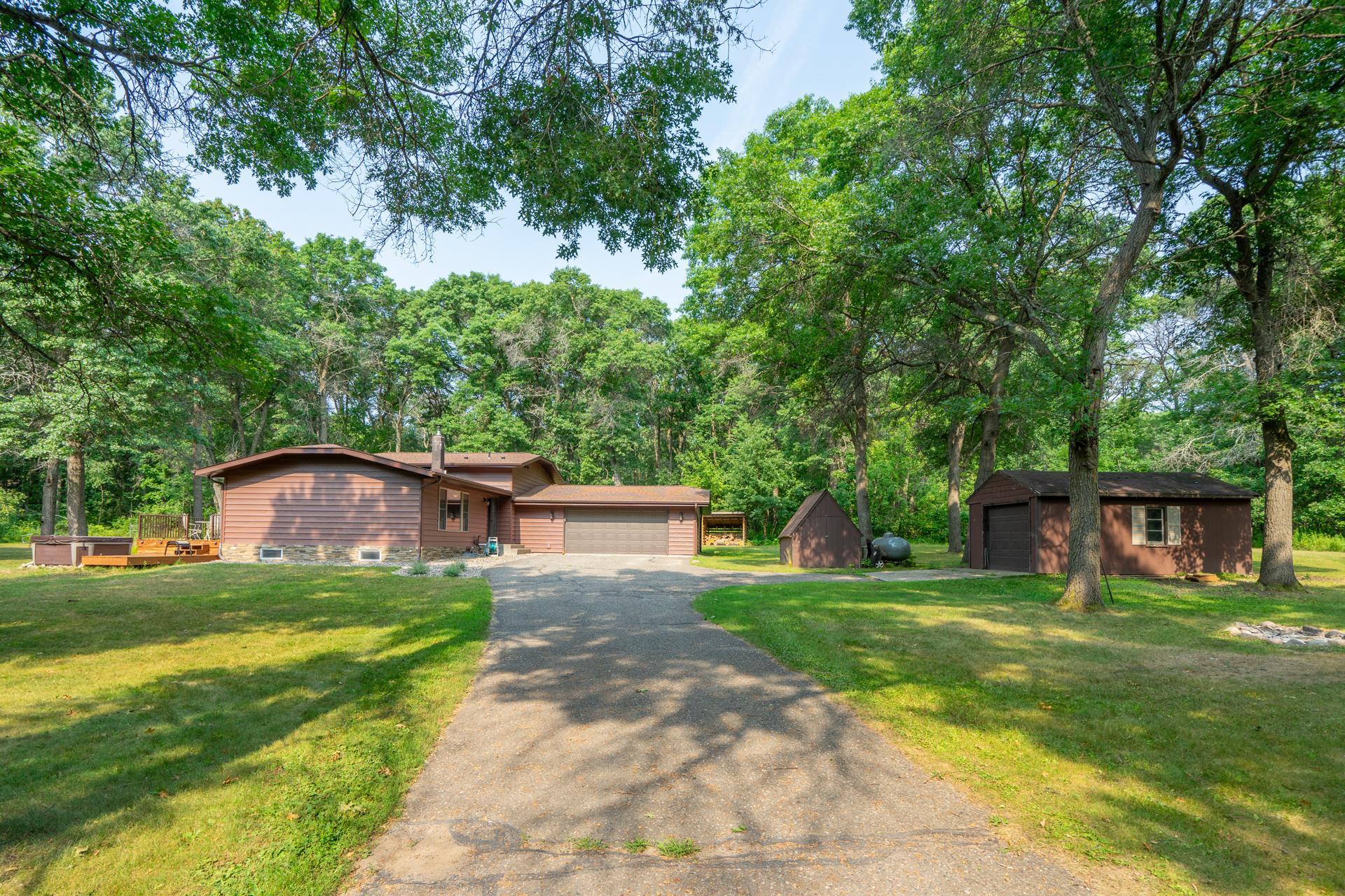 9581 Arielle Drive, Brainerd MN 56401 - Photo 3 of 51