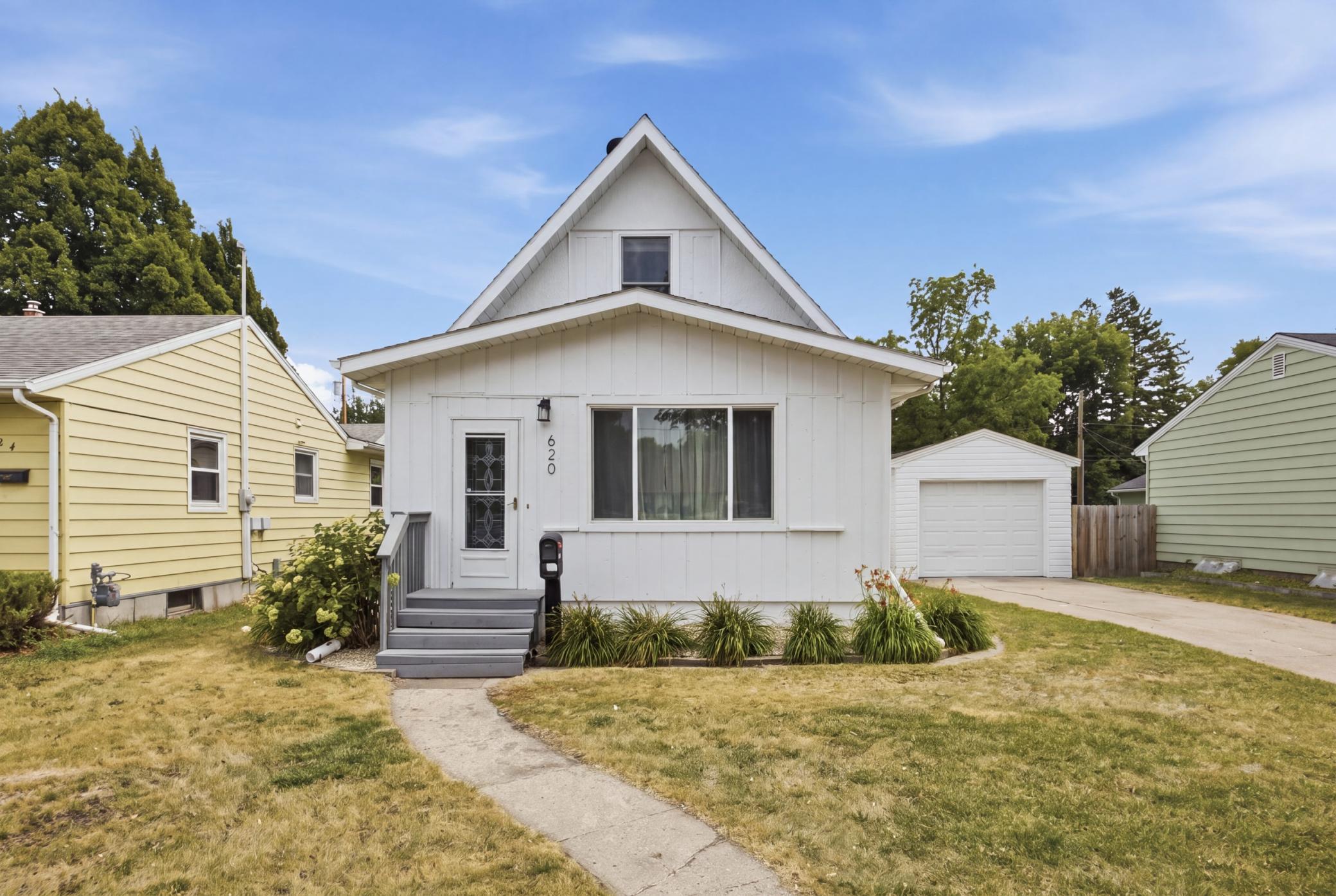 Open house at 620 17th Street N, Moorhead