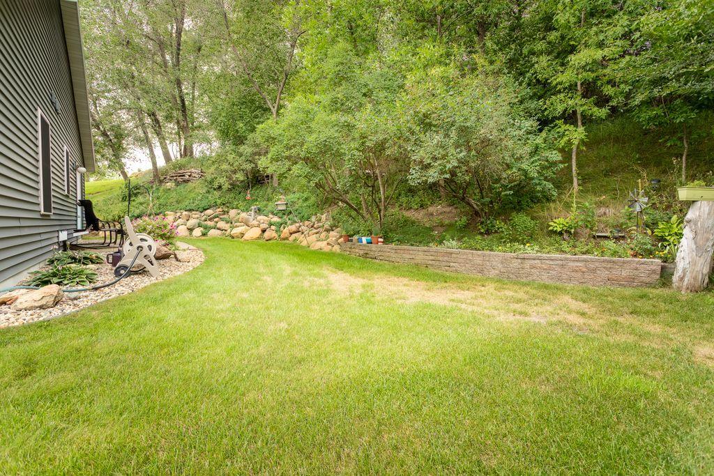 2211 Ridgedale Drive SE, Alexandria MN 56308 - Photo 16 of 24