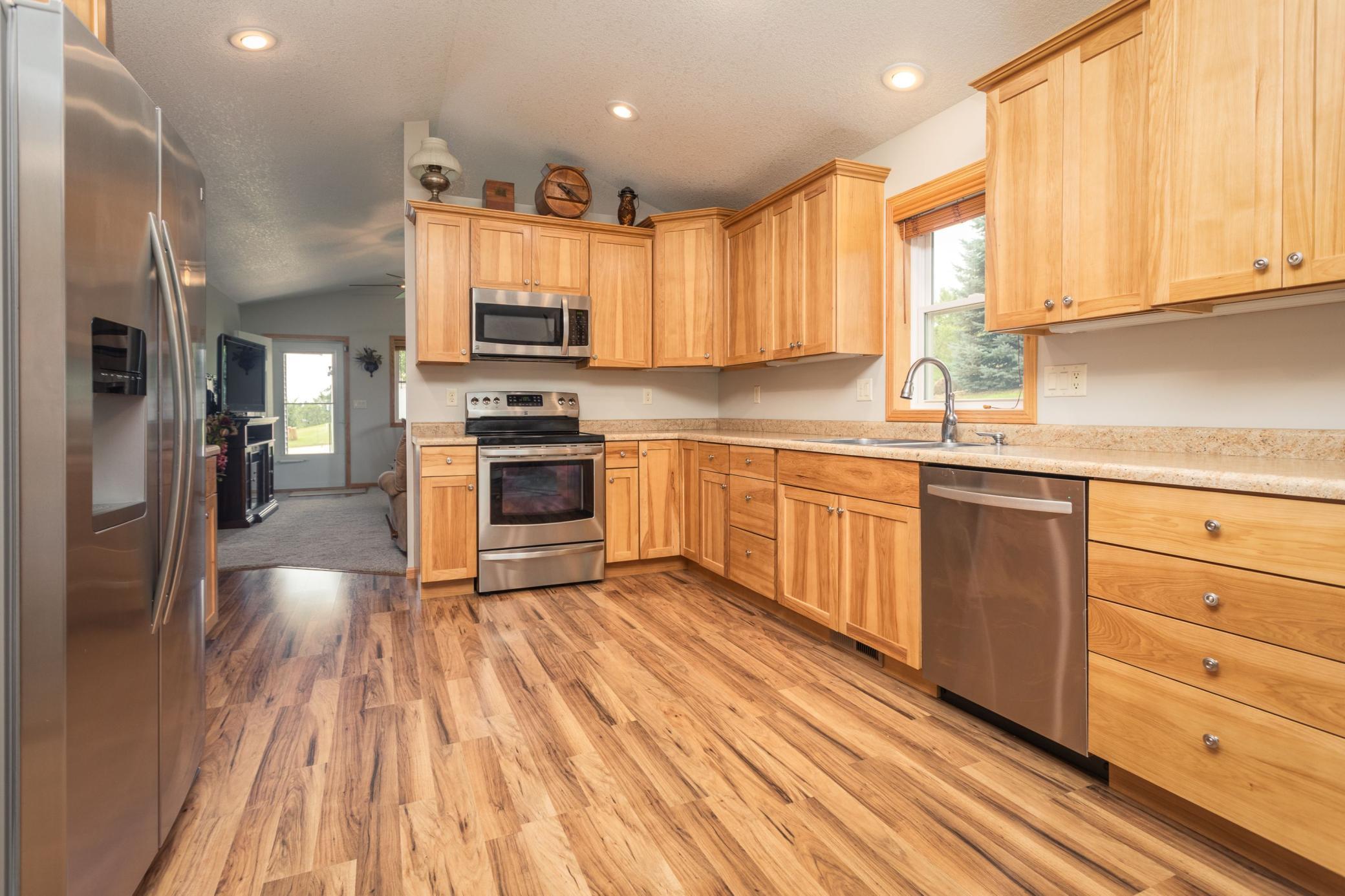 2211 Ridgedale Drive SE, Alexandria MN 56308 - Photo 5 of 24