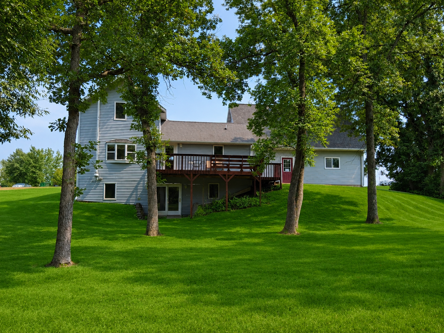 3325 Lakewood Drive, Fergus Falls MN 56537 - Photo 2 of 37