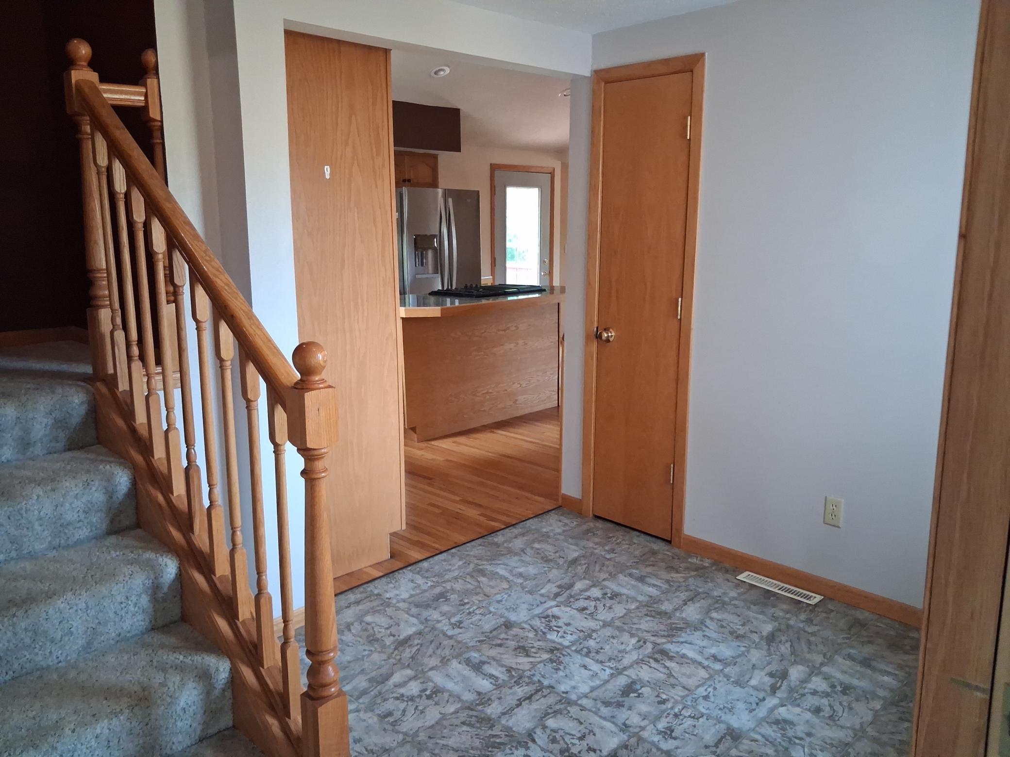 3325 Lakewood Drive, Fergus Falls MN 56537 - Photo 5 of 37