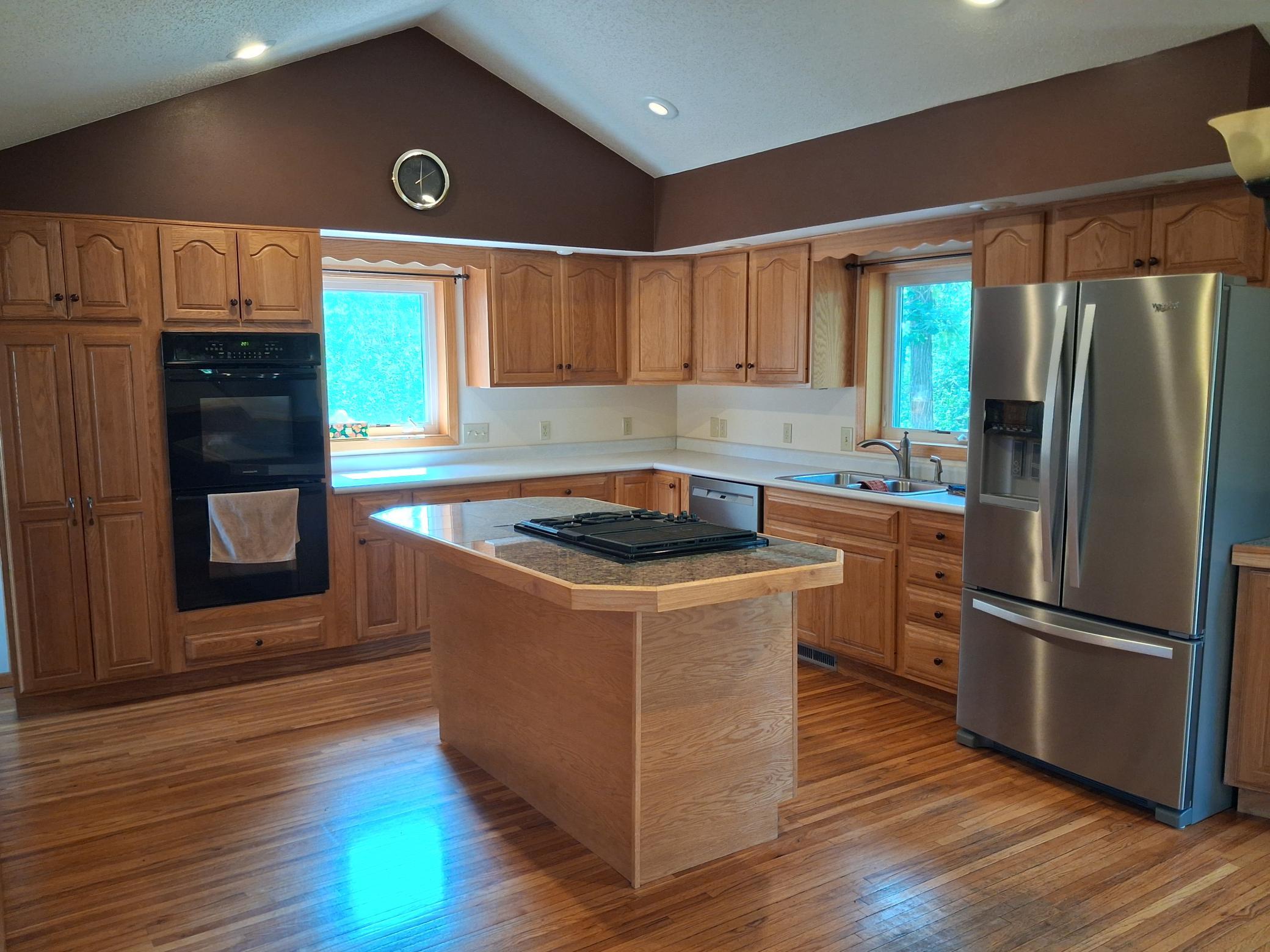 3325 Lakewood Drive, Fergus Falls MN 56537 - Photo 7 of 37